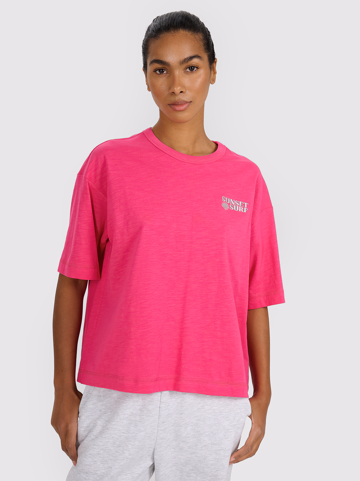 T-shirt oversize z nadrukiem damski - różowy