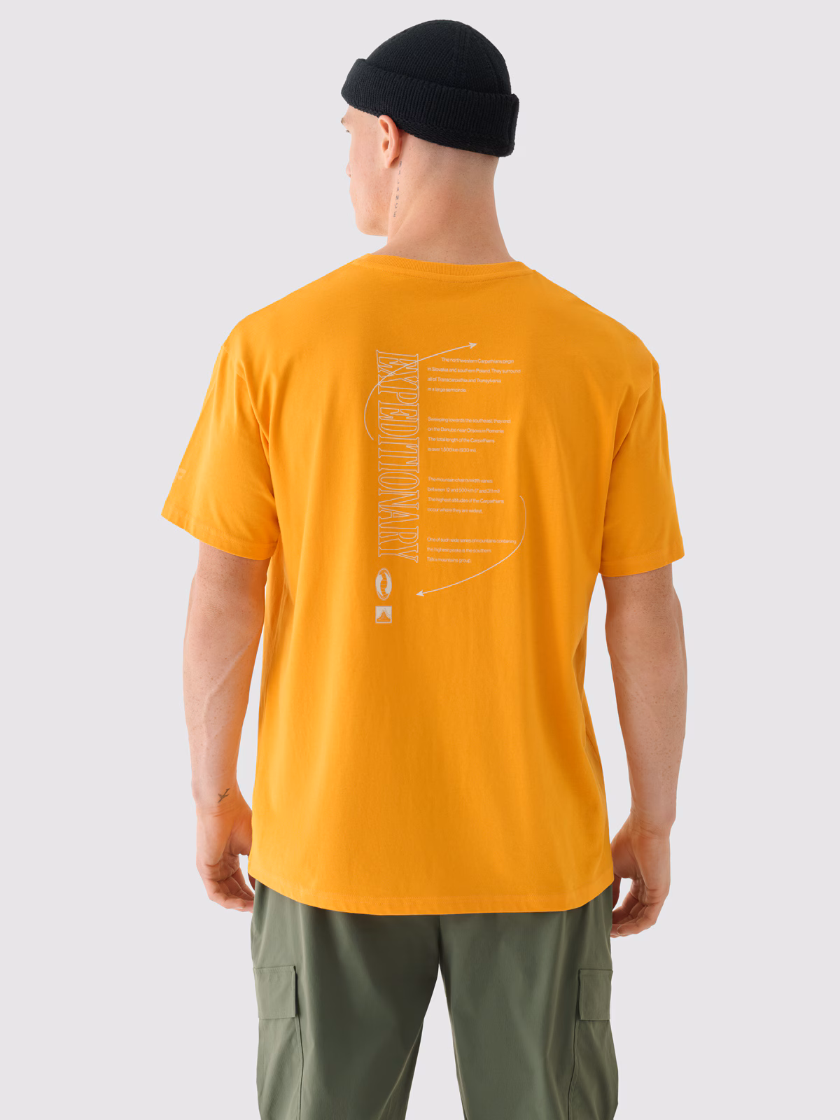 T-shirt oversize z nadrukiem męski - pomarańczowy