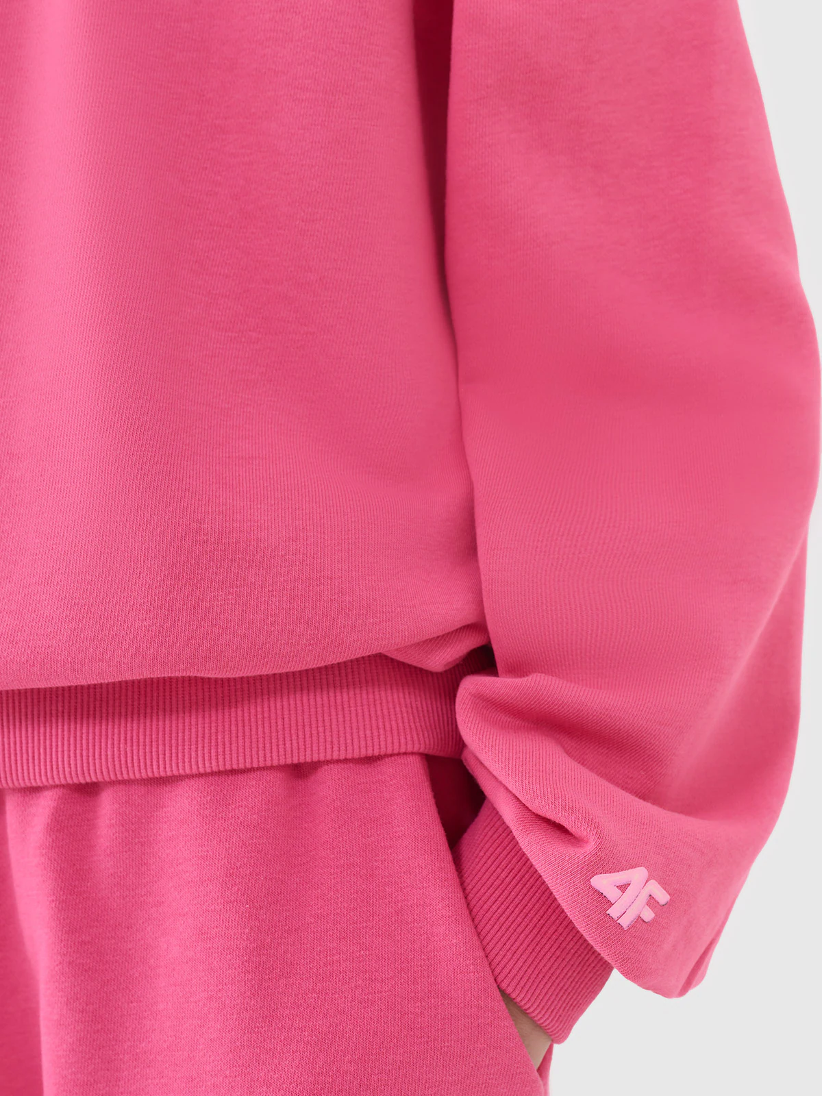 Bluza dresowa nierozpinana bez kaptura dziewczęca - beżowa