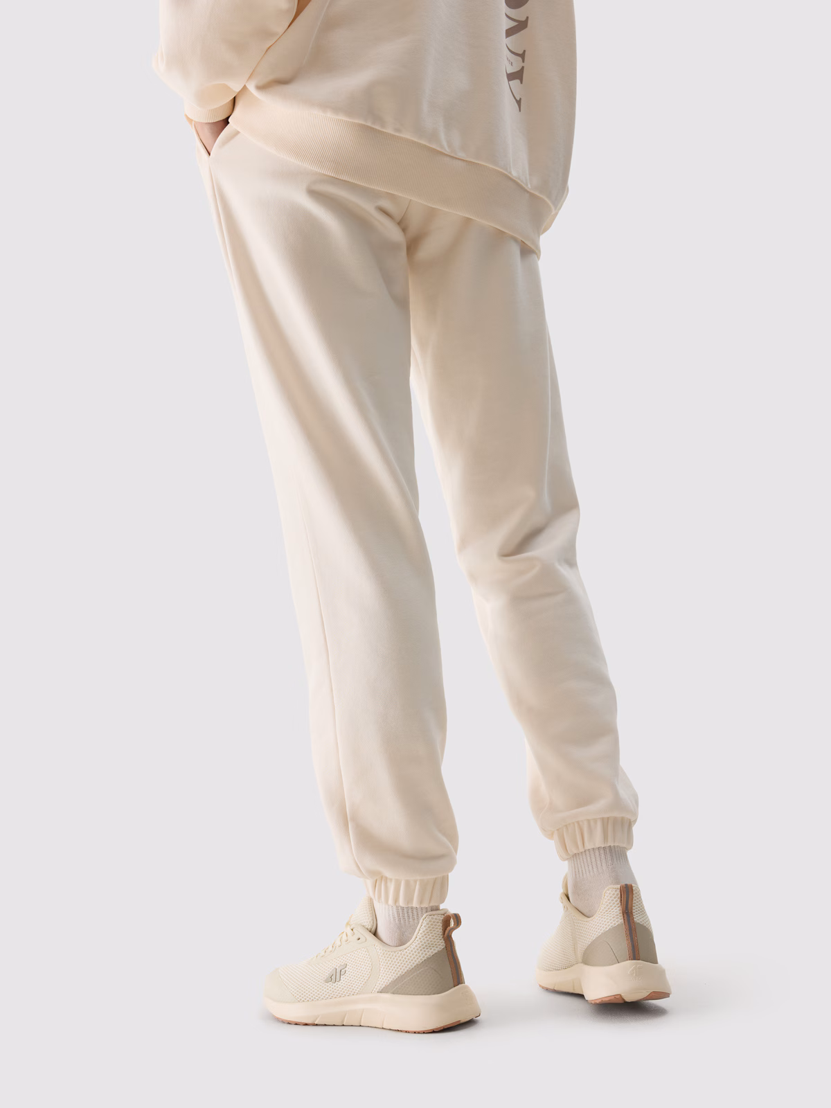 Spodnie dresowe joggery damskie - kremowe