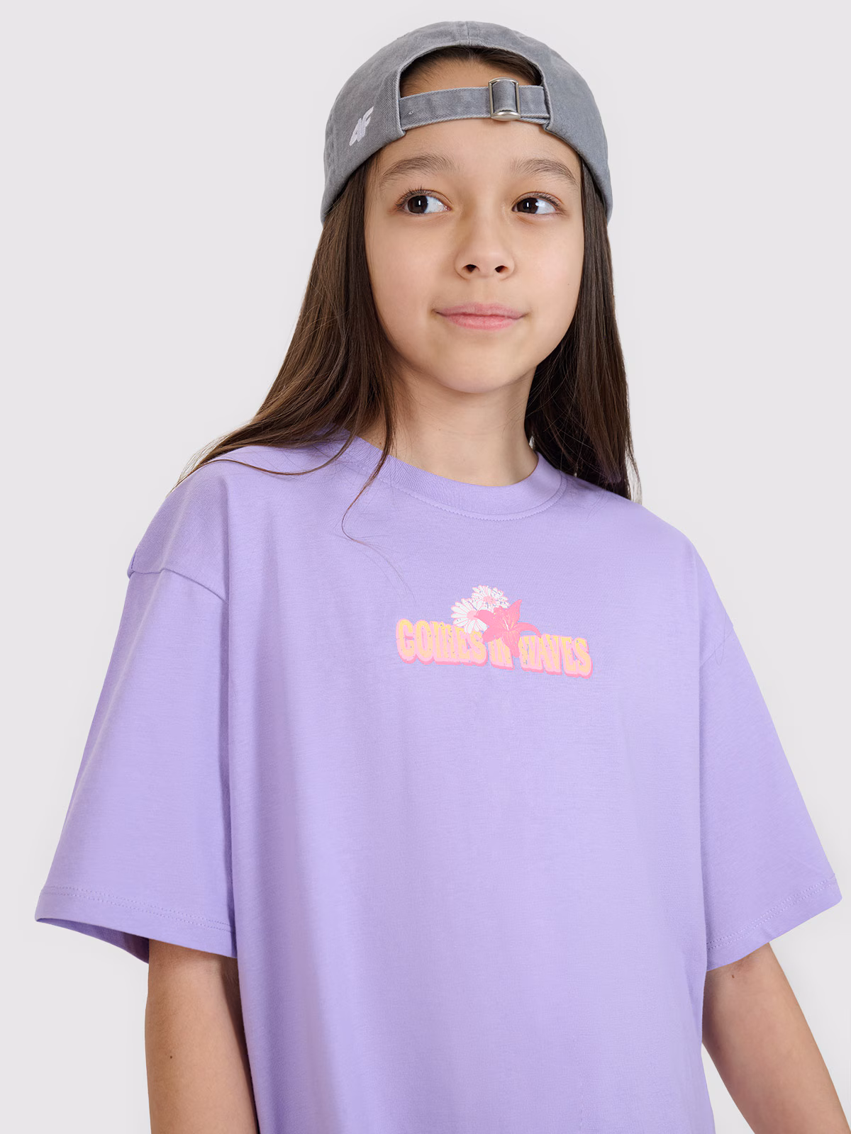 T-shirt oversize z nadrukiem dziewczęcy - czarny