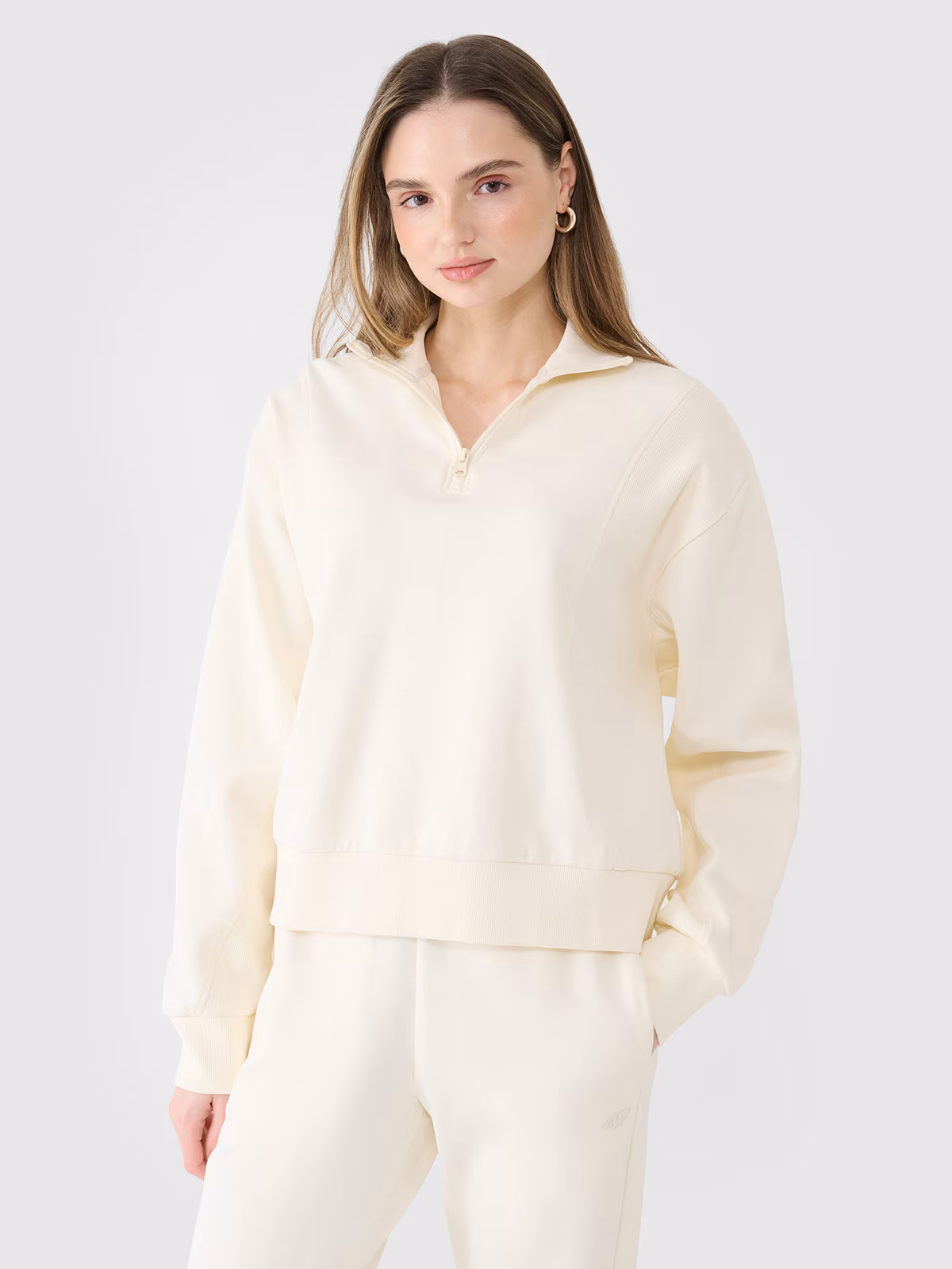 Bluza dresowa nierozpinana bez kaptura damska - biała