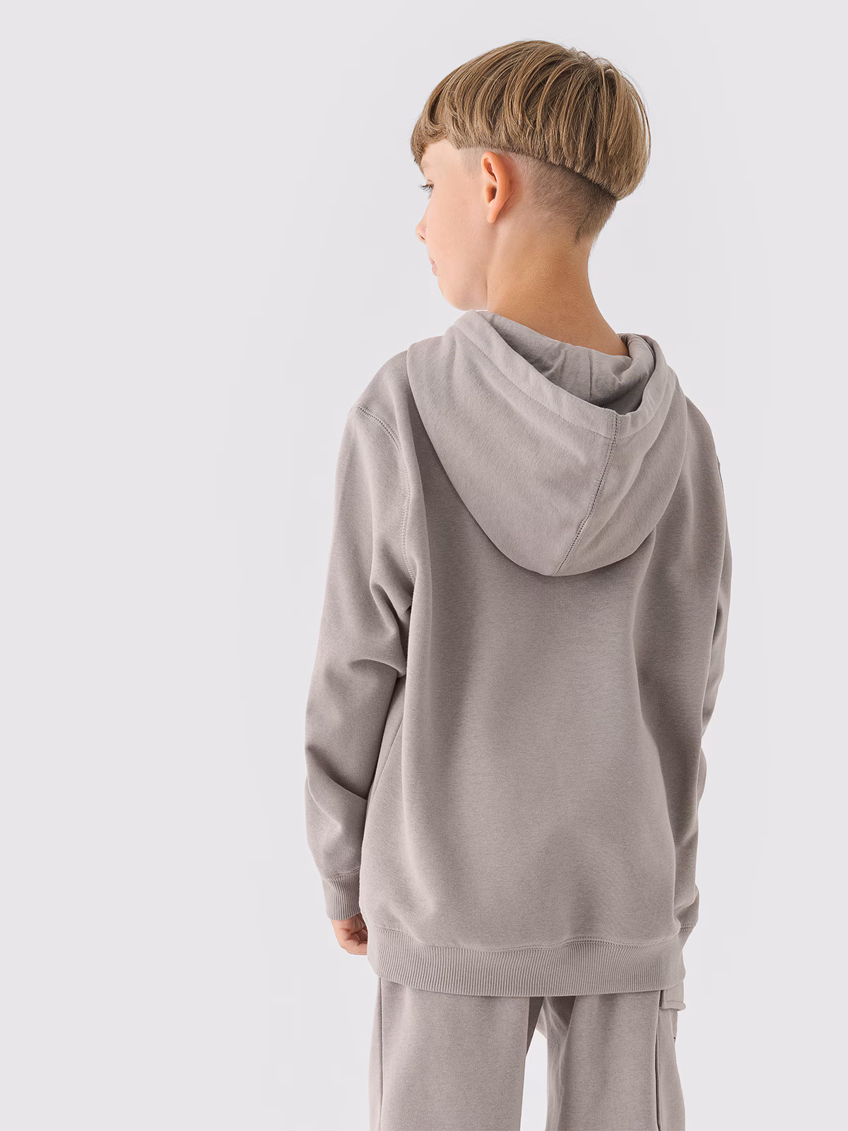 Bluza dresowa nierozpinana z kapturem chłopięca - szara