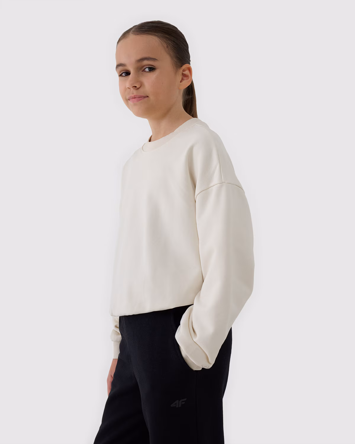 Bluza dresowa nierozpinana bez kaptura dziewczęca - beżowa