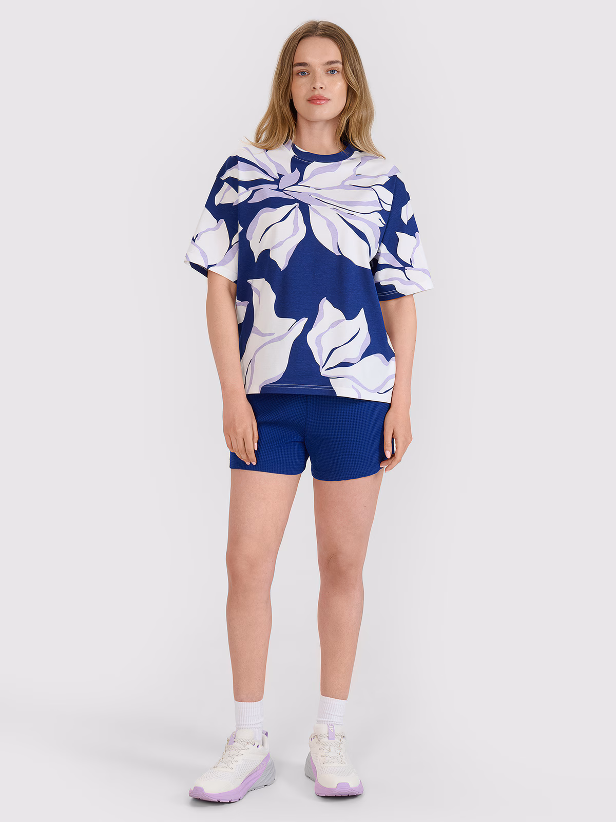 Spodenki dresowe z dzianiny waflowej damskie - granatowe