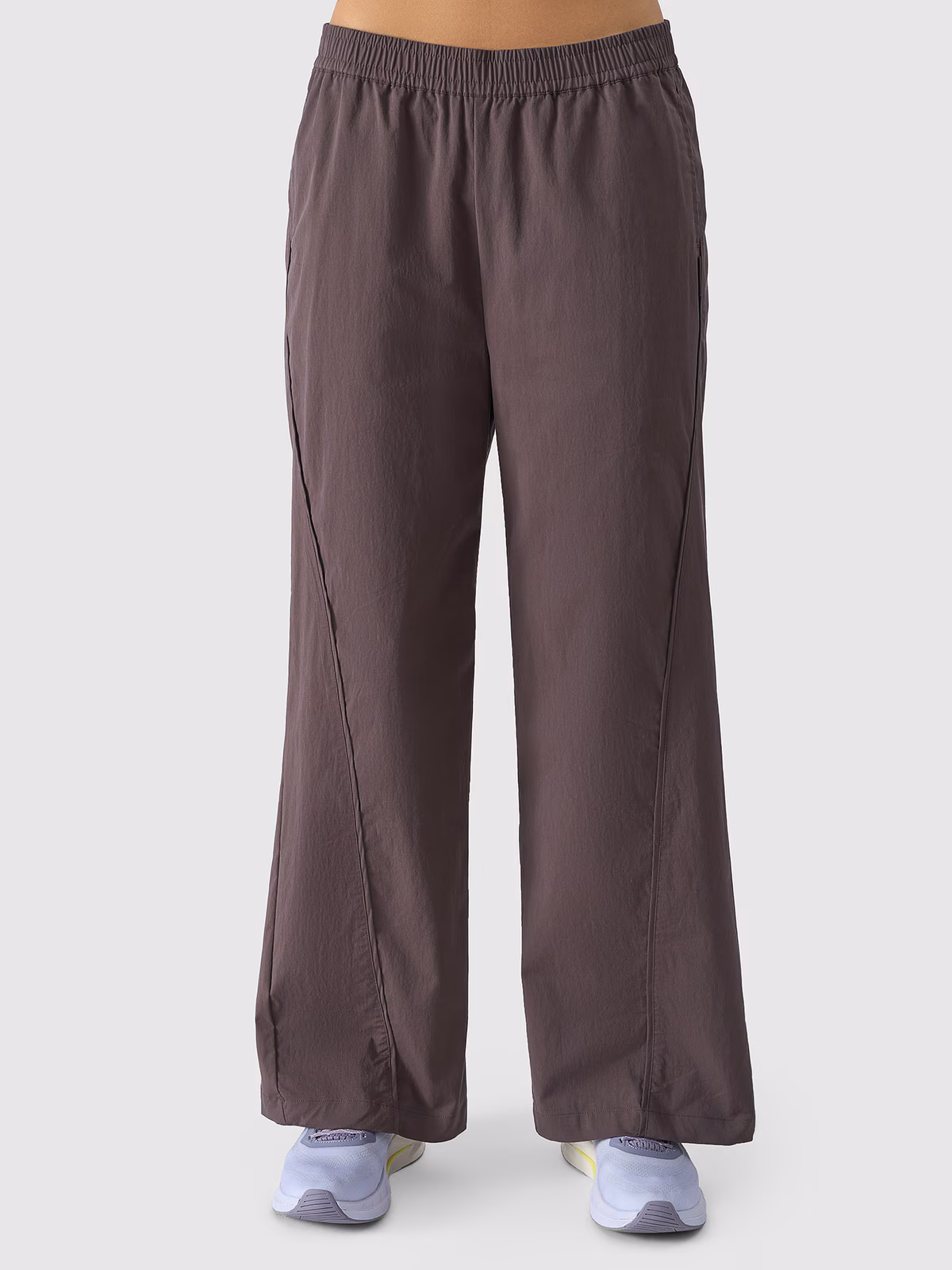 Spodnie casual z szerokimi nogawkami damskie - brązowe