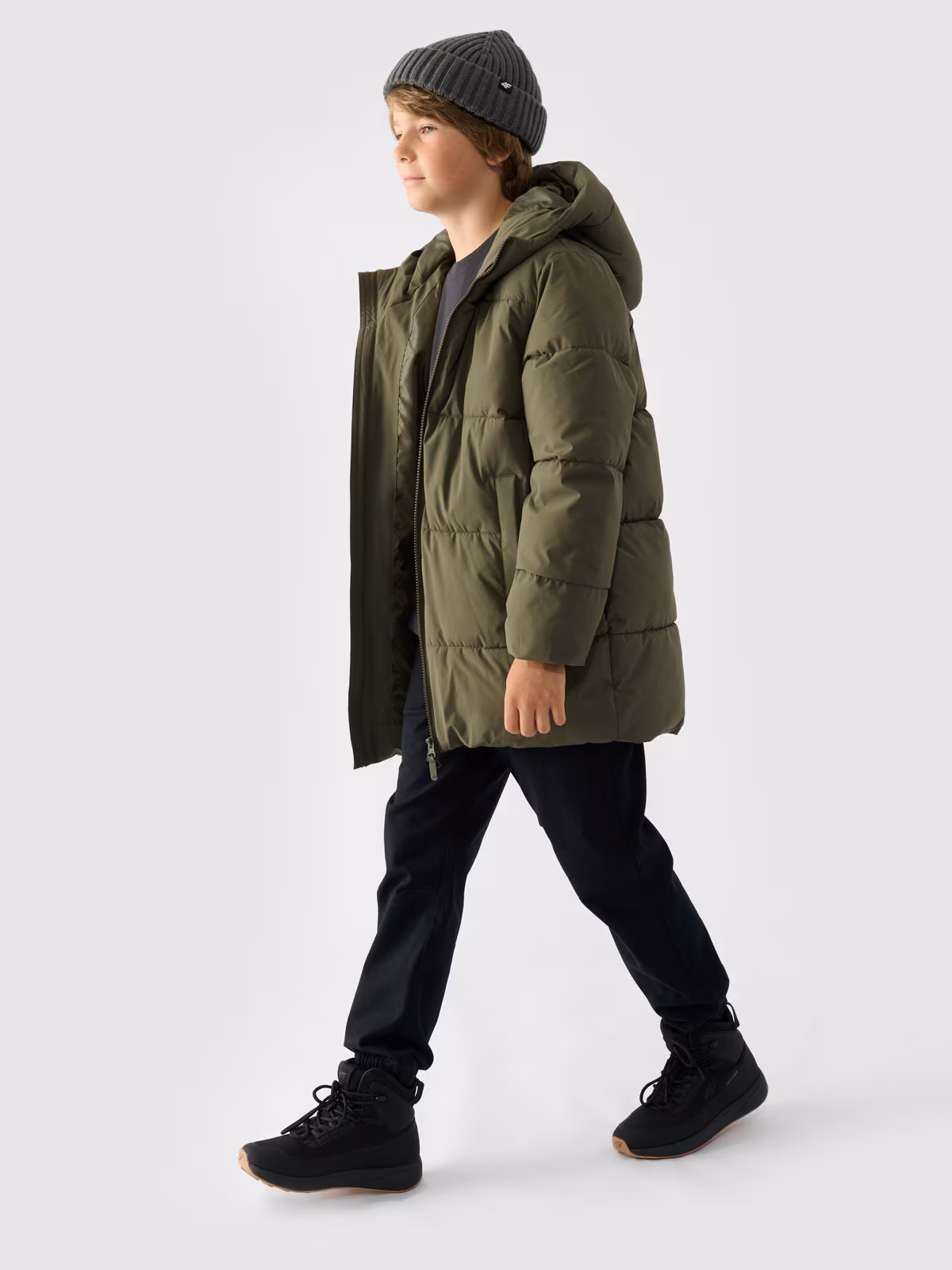 Płaszcz puchowy z wypełnieniem syntetycznym chłopięcy - khaki