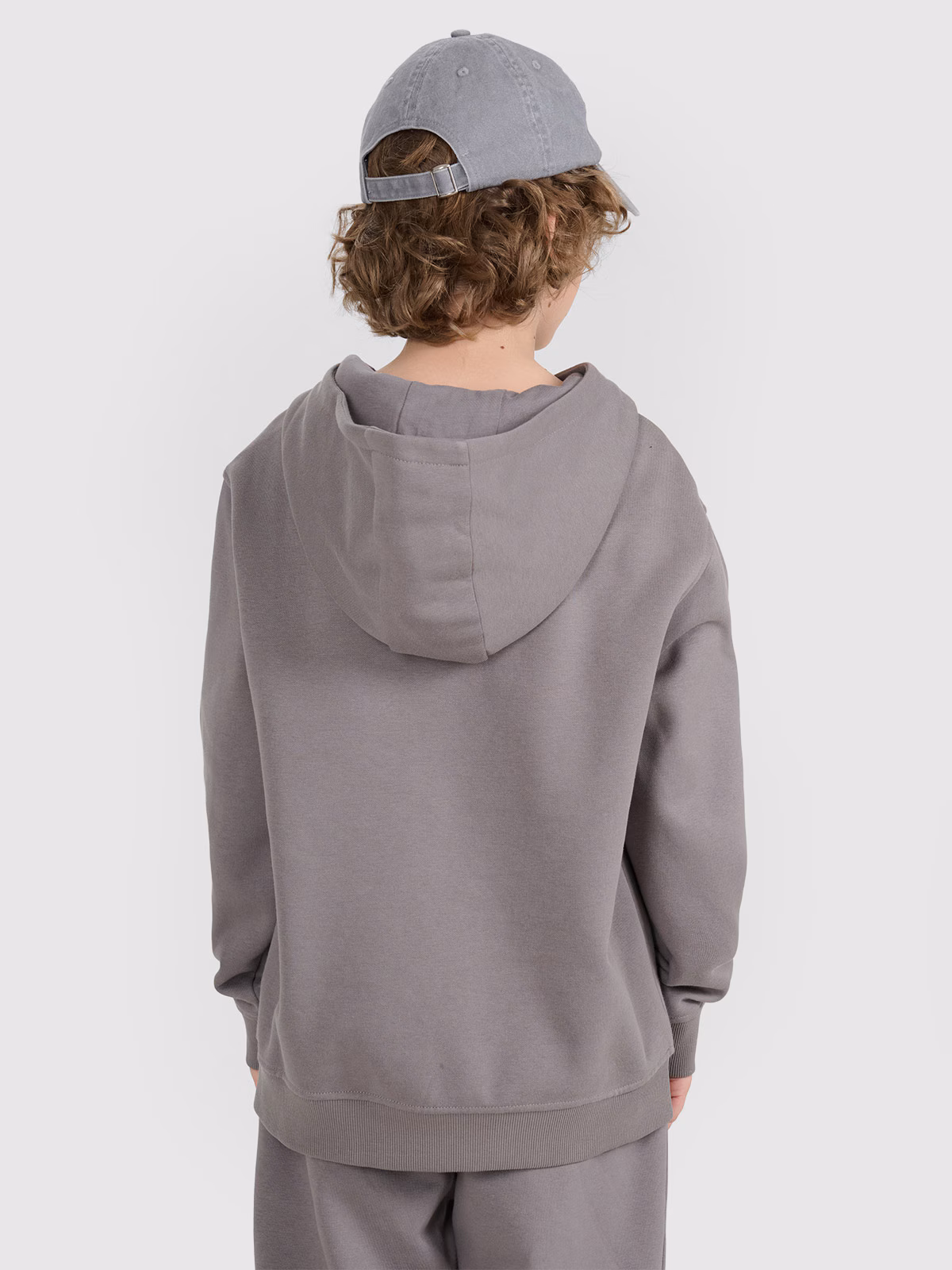 Bluza dresowa nierozpinana z kapturem chłopięca - niebieska