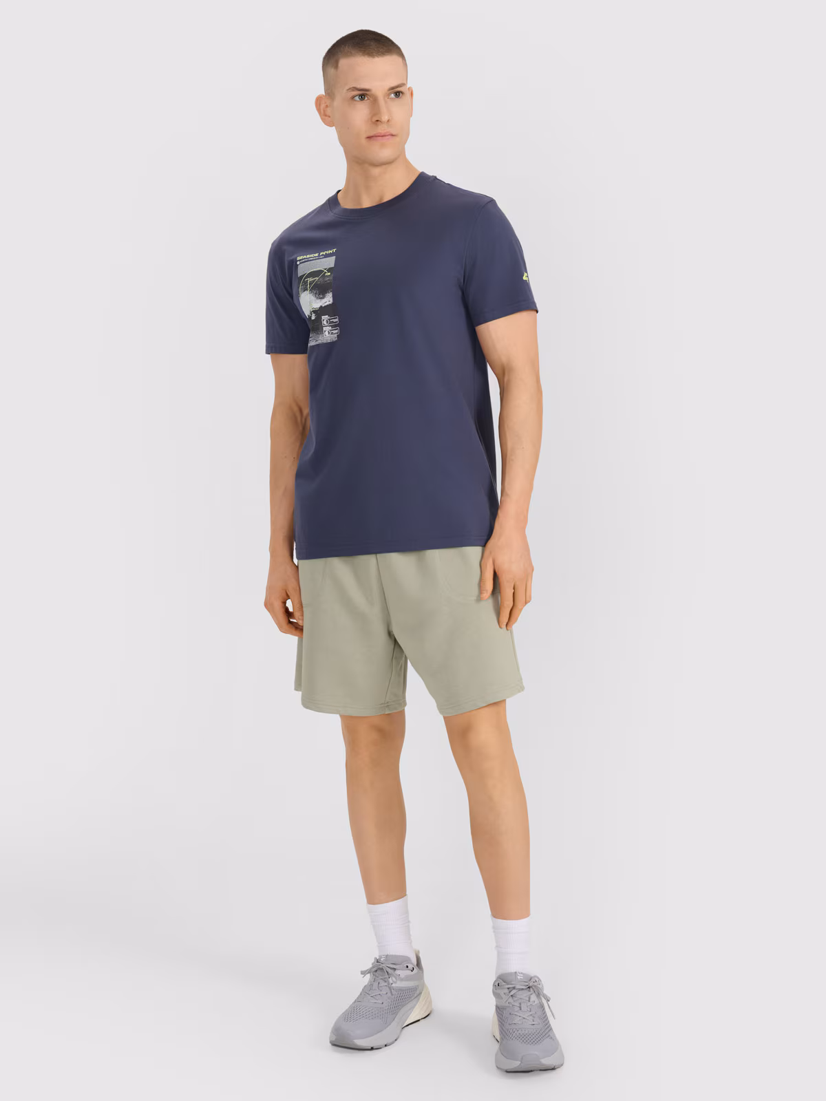 T-shirt regular z nadrukiem męski - turkusowy