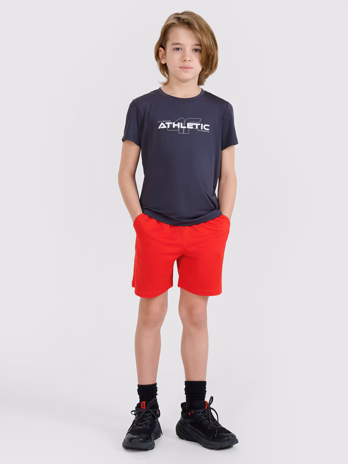 Spodenki sportowe szybkoschnące chłopięce - czerwone