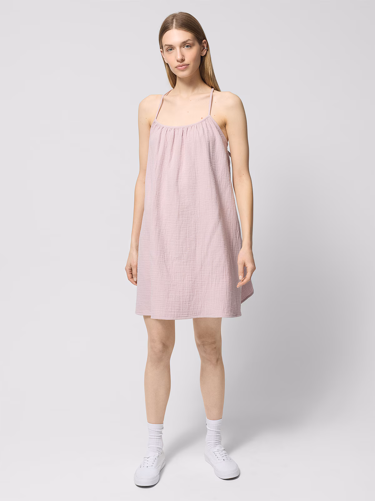 Sukienka oversize na ramiączkach damska Outhorn - różowa