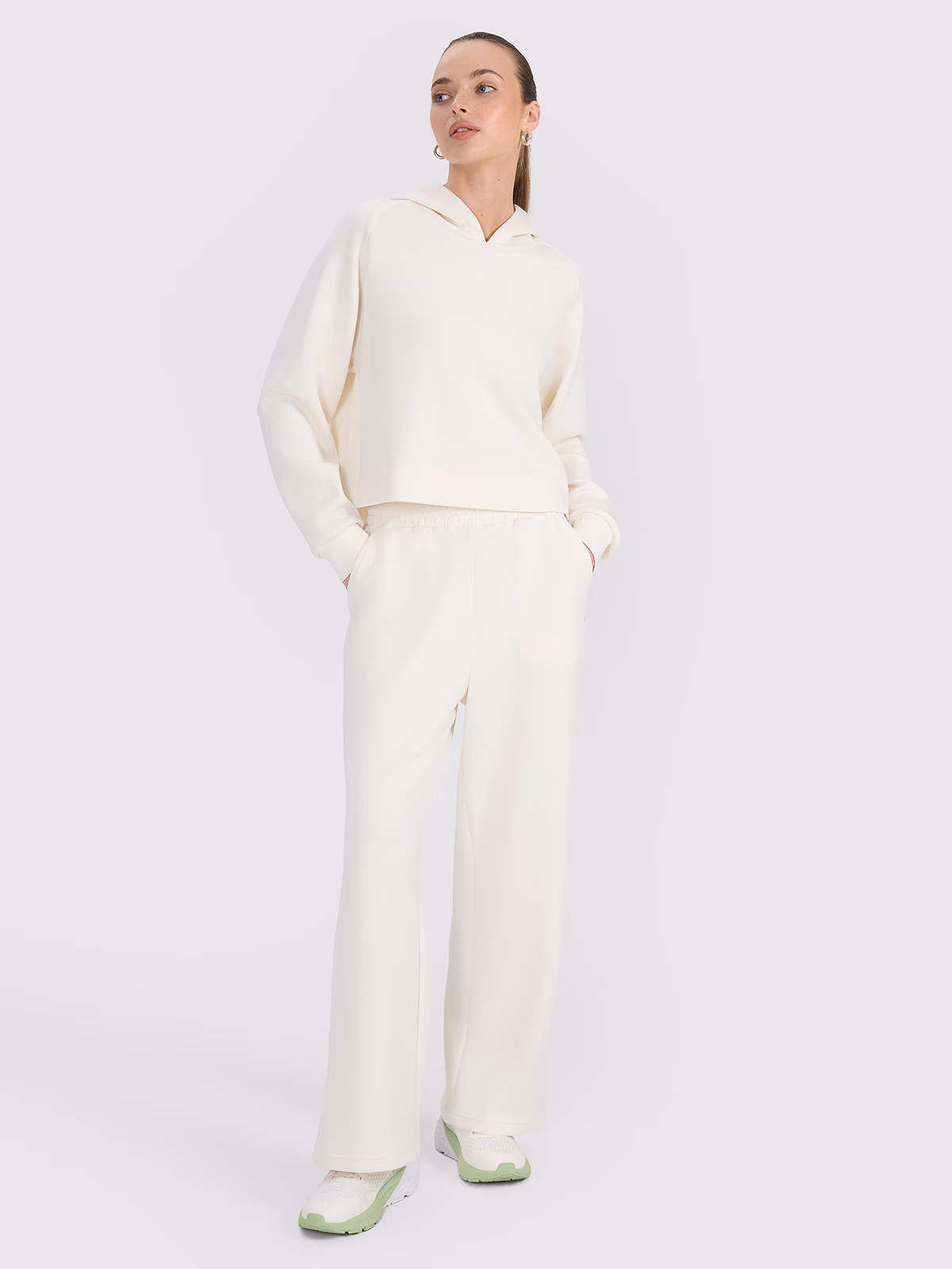 Bluza dresowa nierozpinana z modalem damska - biała