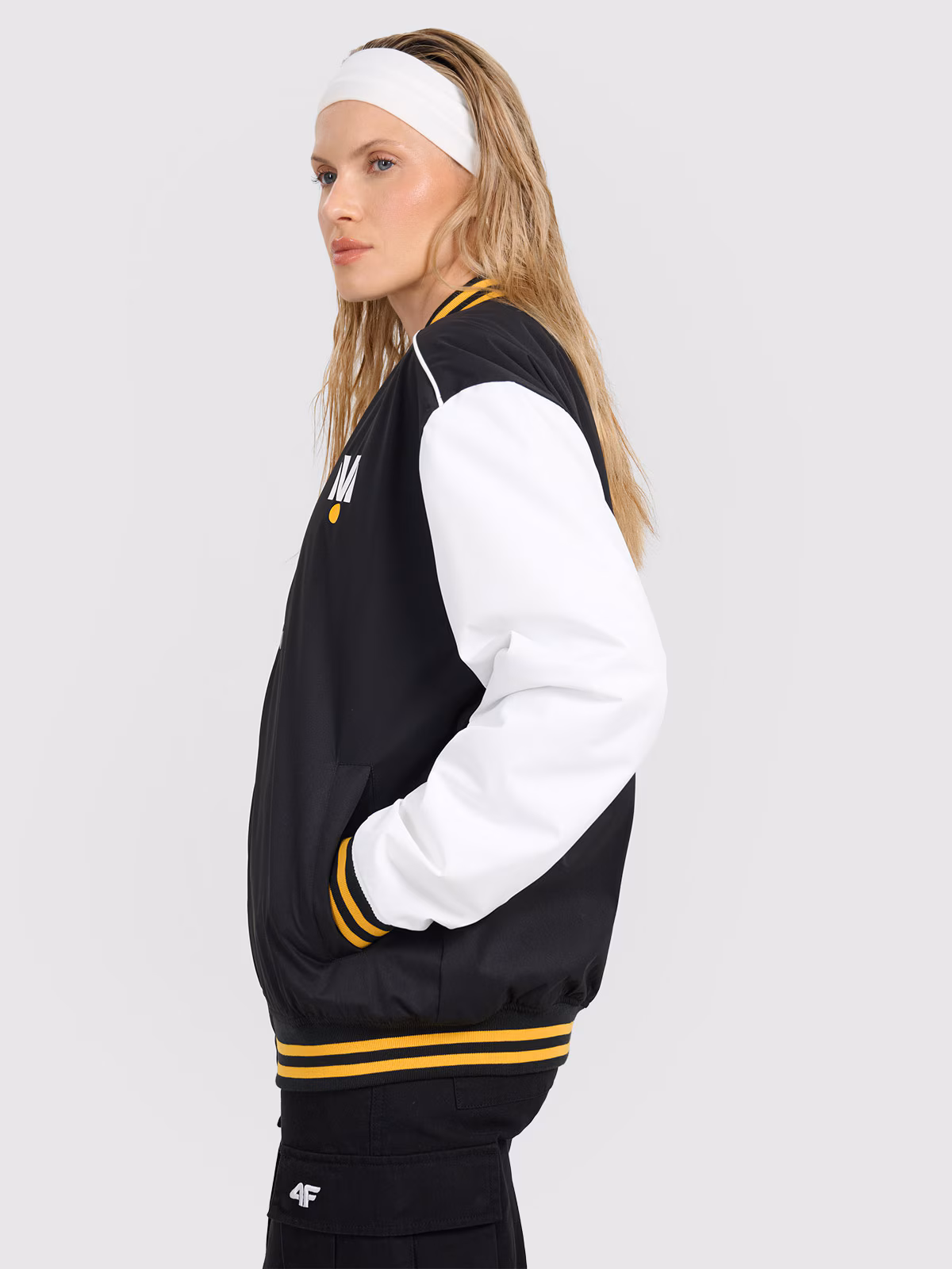 Kurtka przejściowa bomberka uniseks 4F x Drift Masters - czarna