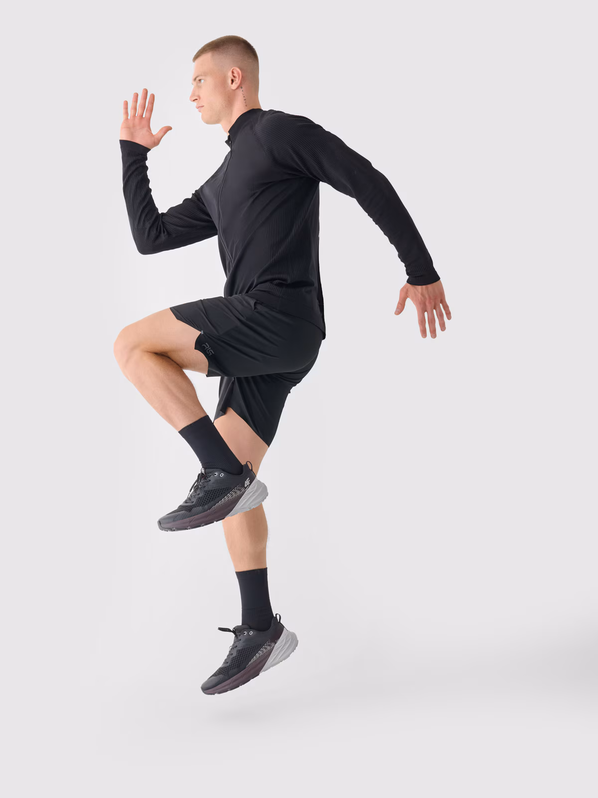 Bluza treningowa szybkoschnąca męska 4F x Robert Lewandowski - czarna