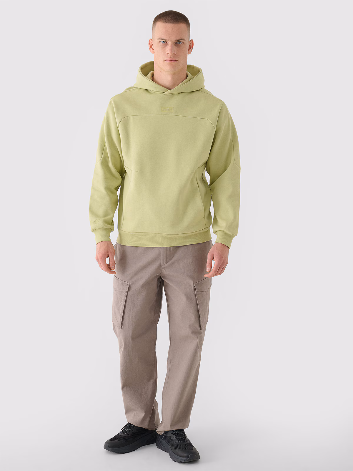 Spodnie casual cargo męskie 4F x Robert Lewandowski - khaki