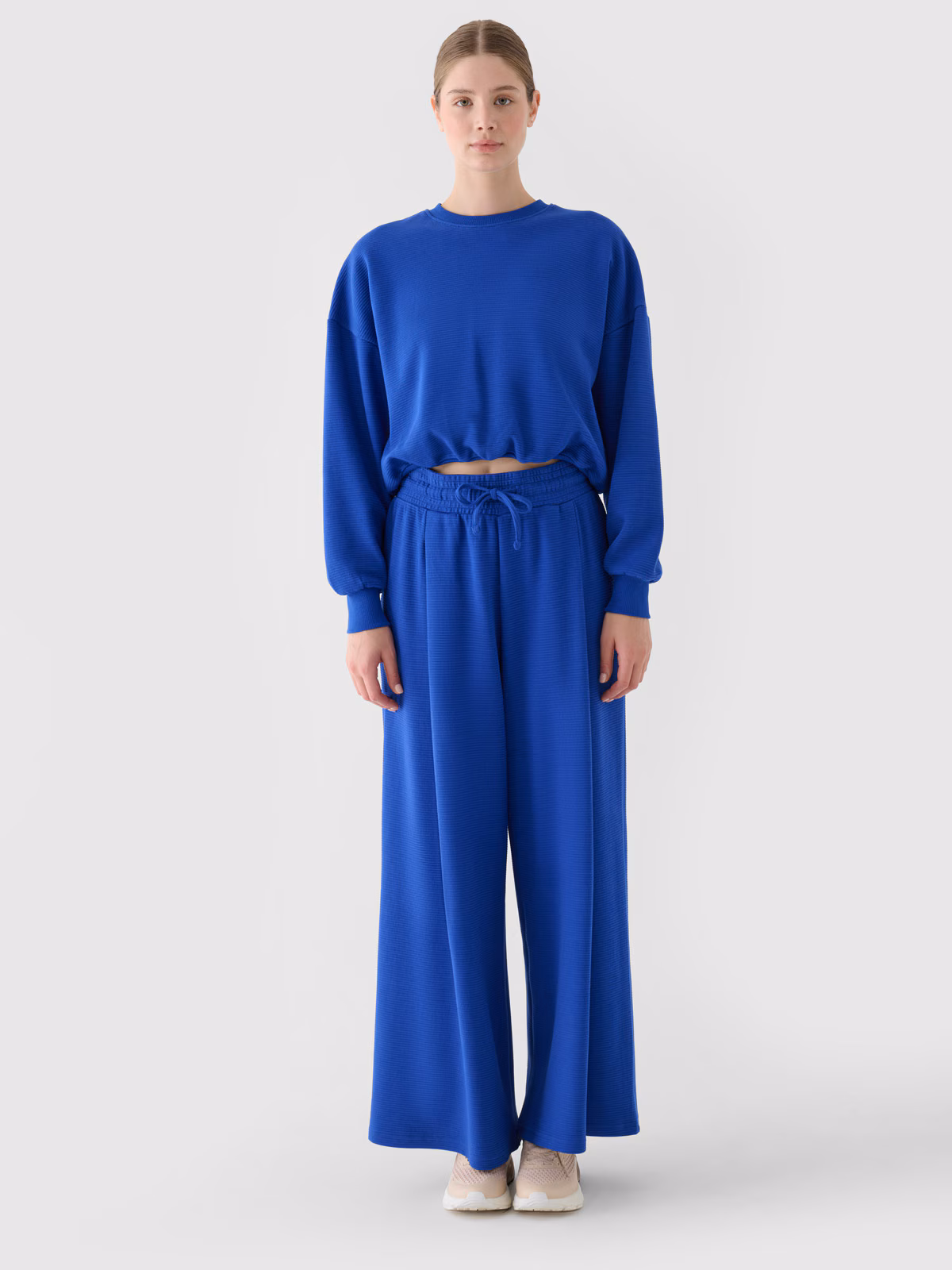 Bluza dresowa nierozpinana bez kaptura damska - niebieska