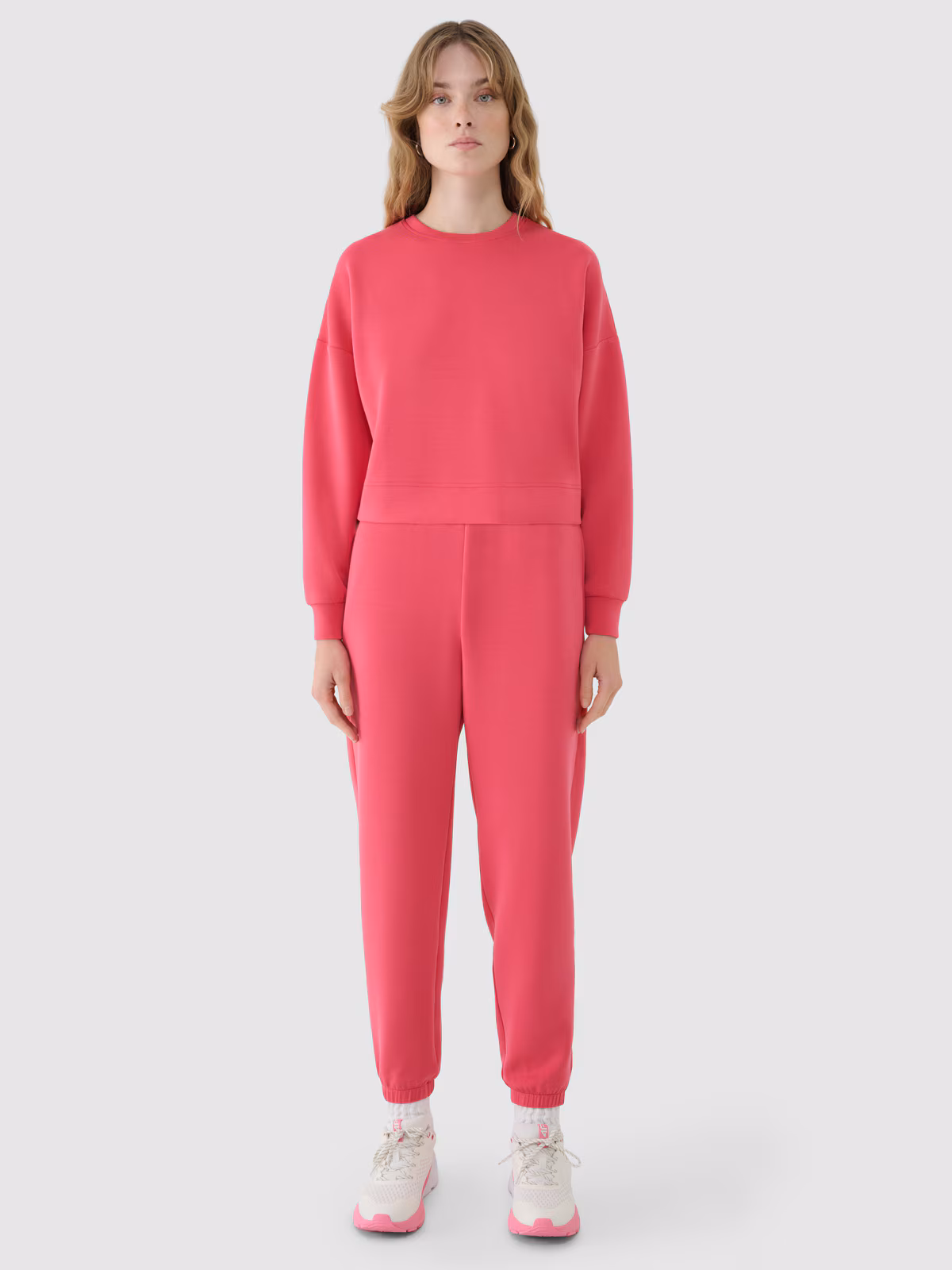 Spodnie dresowe joggery z modalem damskie - beżowe