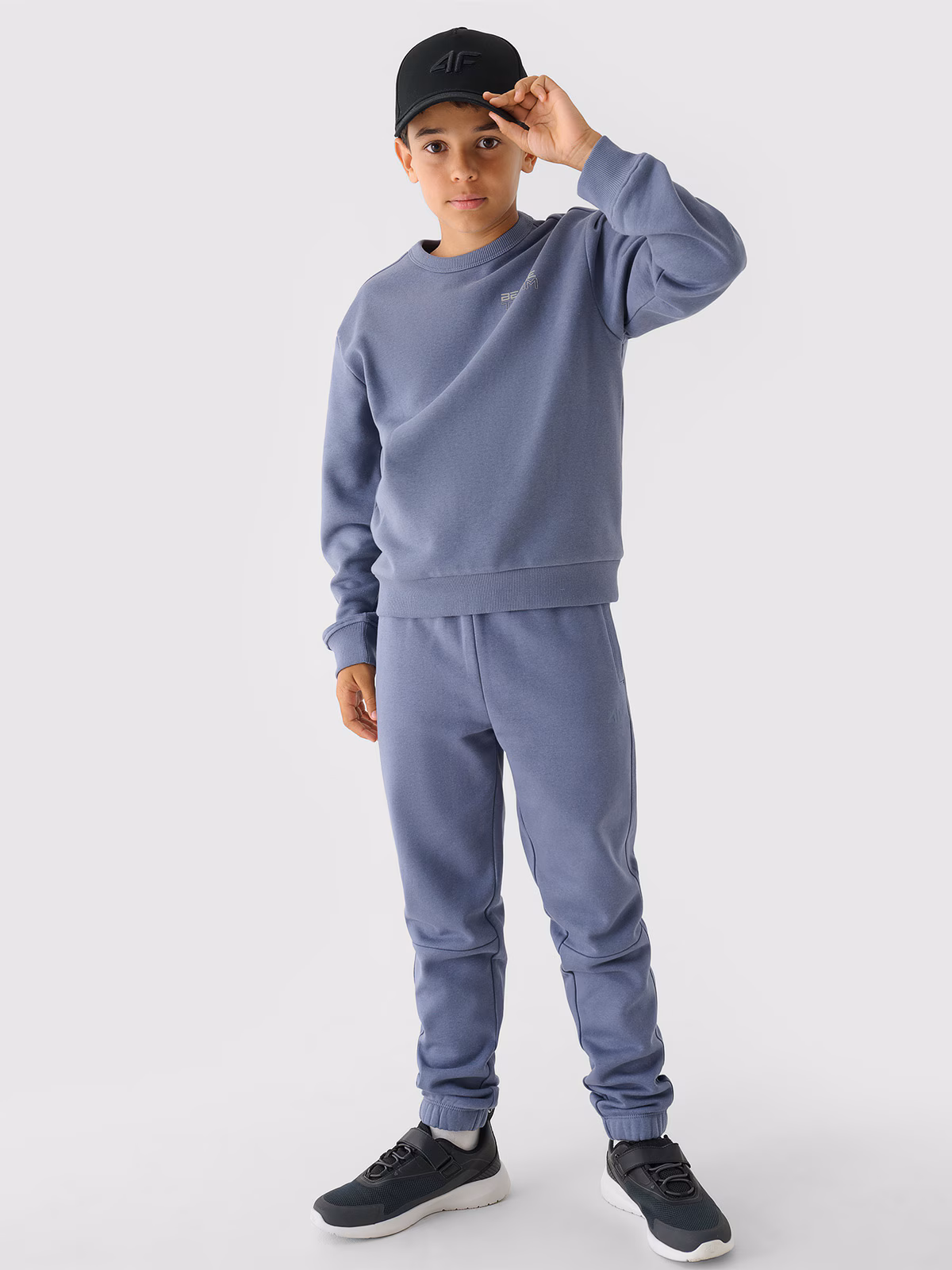 Bluza dresowa nierozpinana bez kaptura chłopięca - granatowa