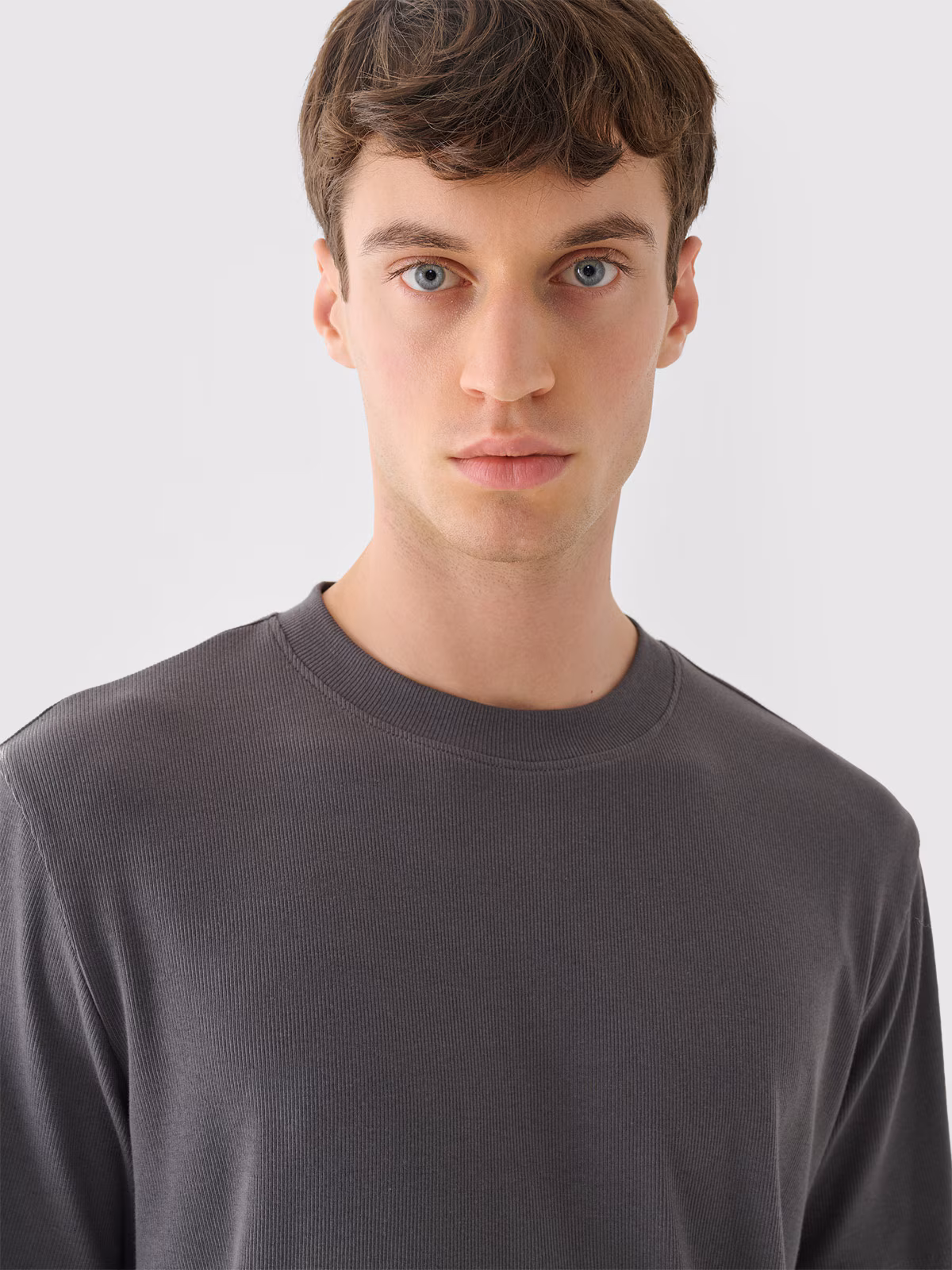 T-shirt z prążkowanej dzianiny męski Outhorn - biały