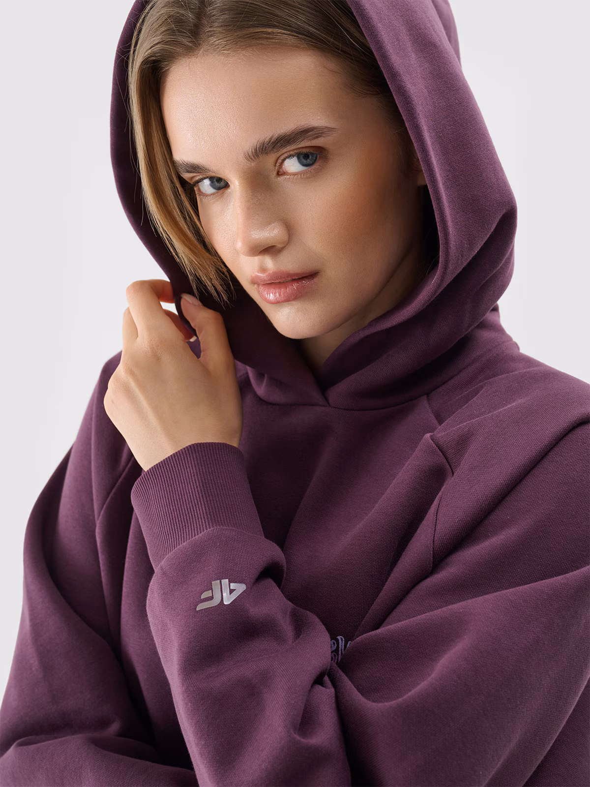Bluza dresowa nierozpinana z kapturem damska - fioletowa