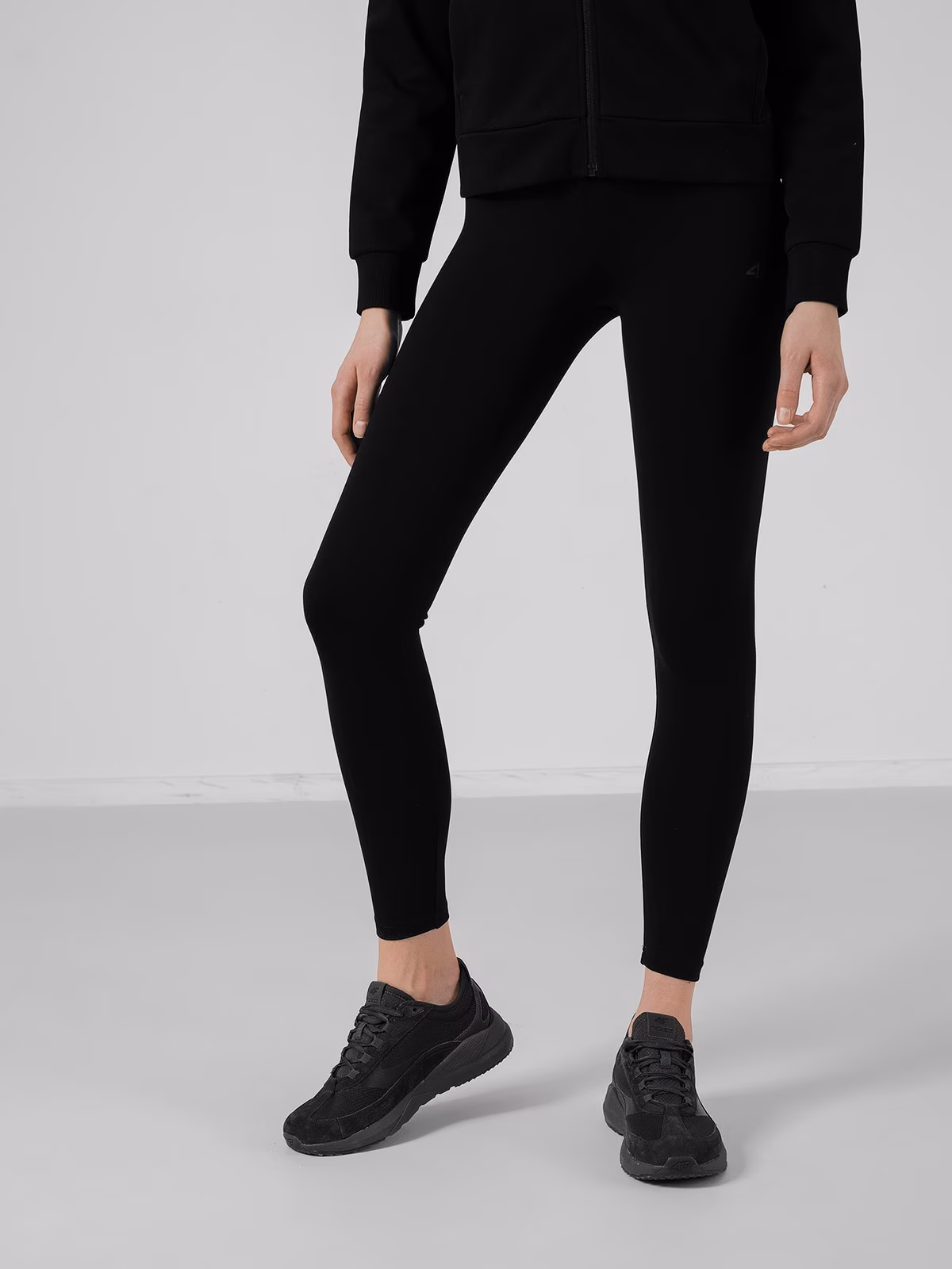 Legginsy dzianinowe damskie - czarne