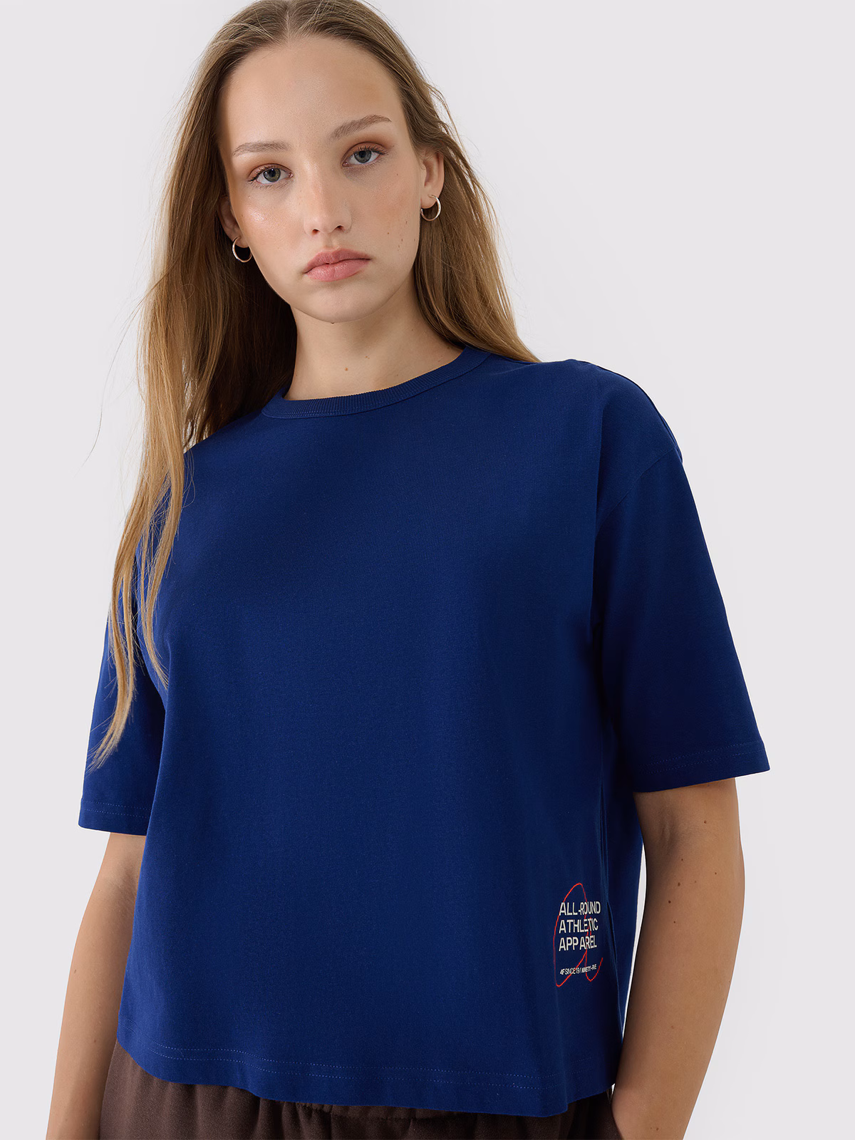 T-shirt oversize z nadrukiem damski - granatowy