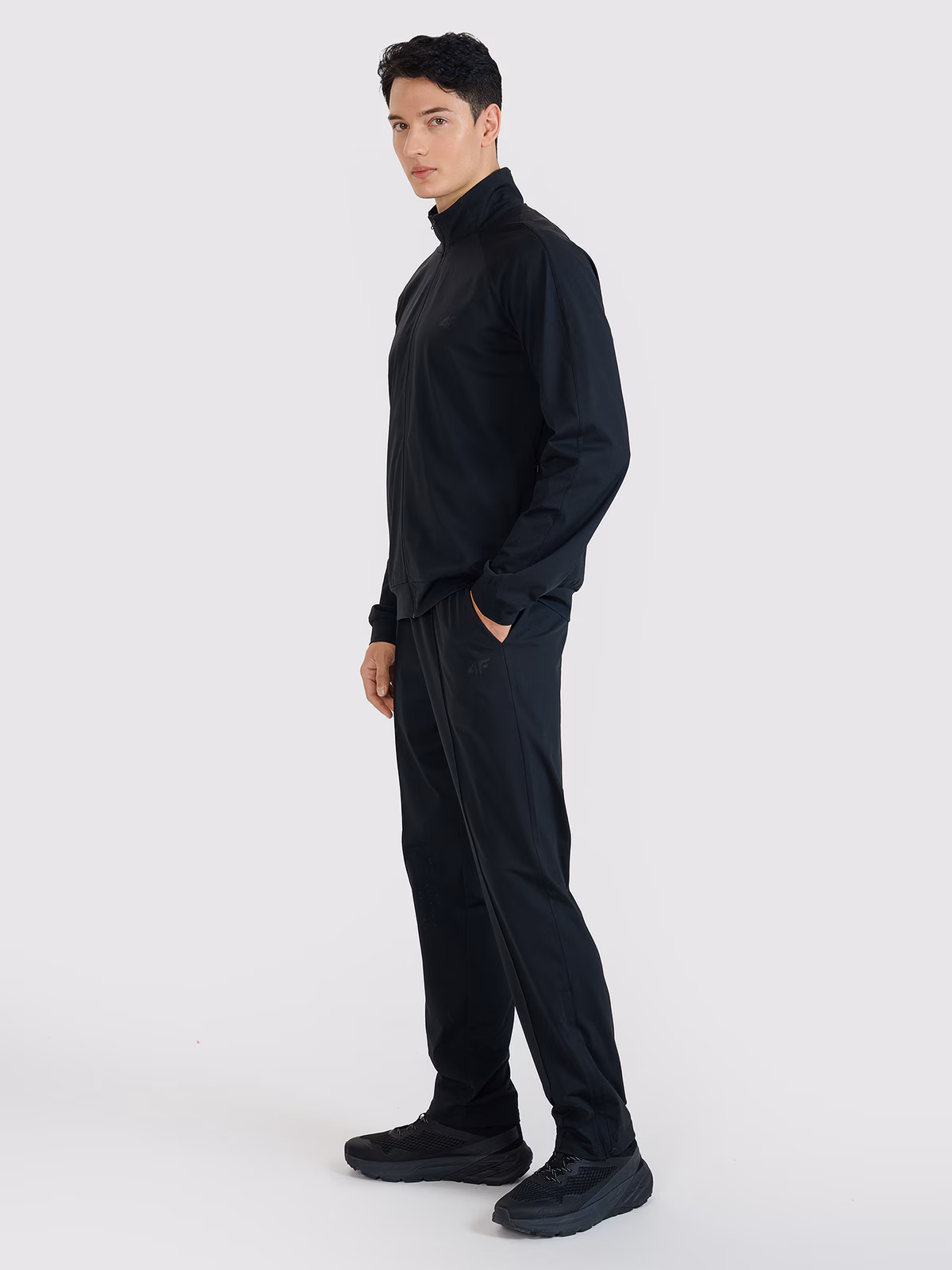 Spodnie treningowe szybkoschnące męskie - czarne