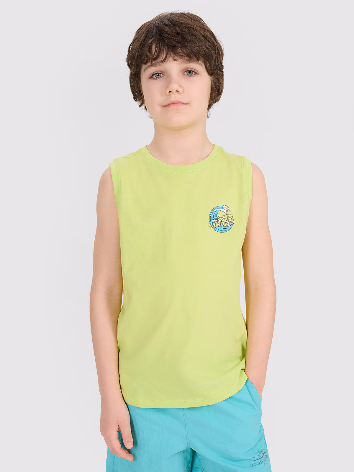 Tank top regular z nadrukiem chłopięcy - turkusowy