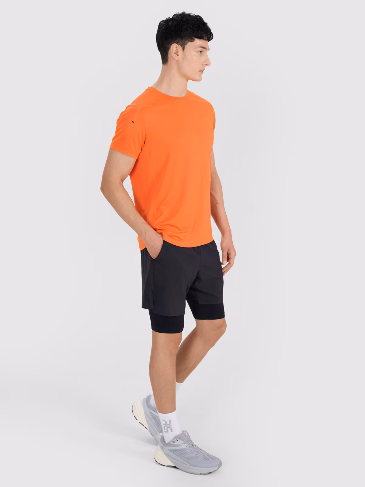 Spodenki treningowe szybkoschnące męskie 4F x Robert Lewandowski - czarne