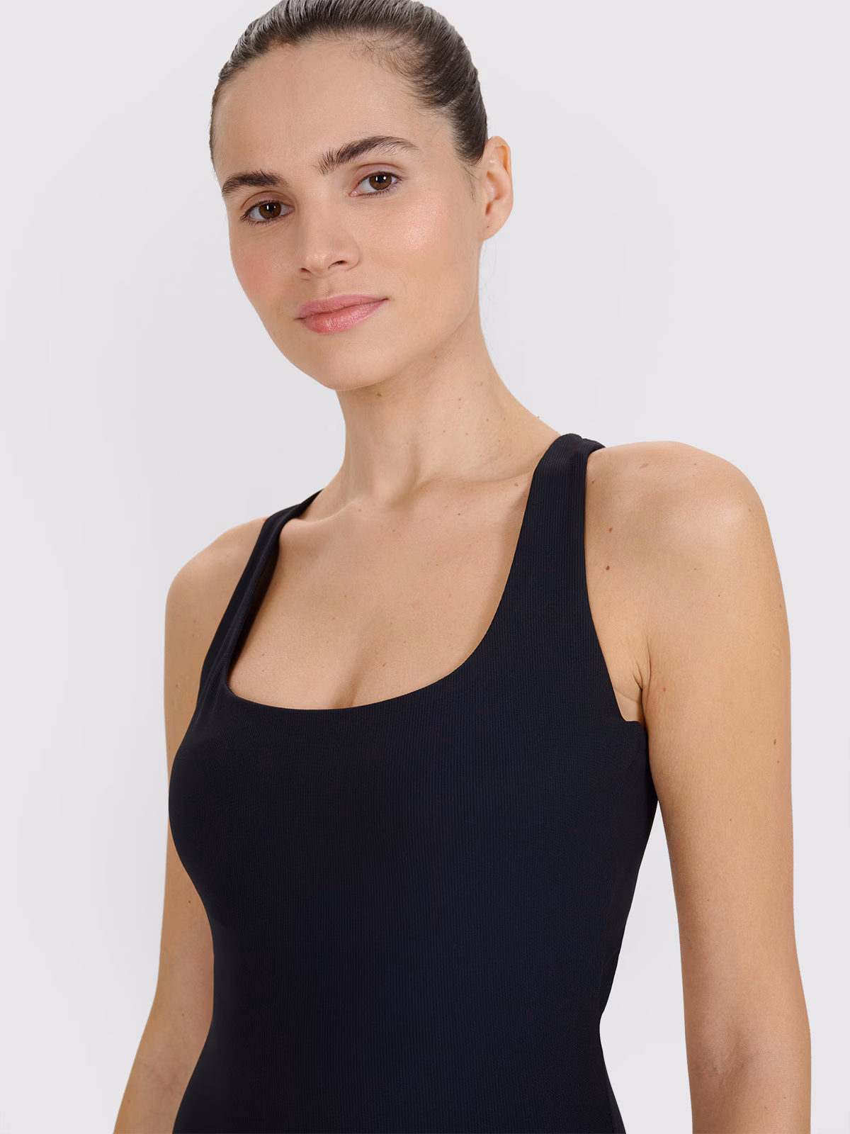 Kombinezon treningowy damski - czarny