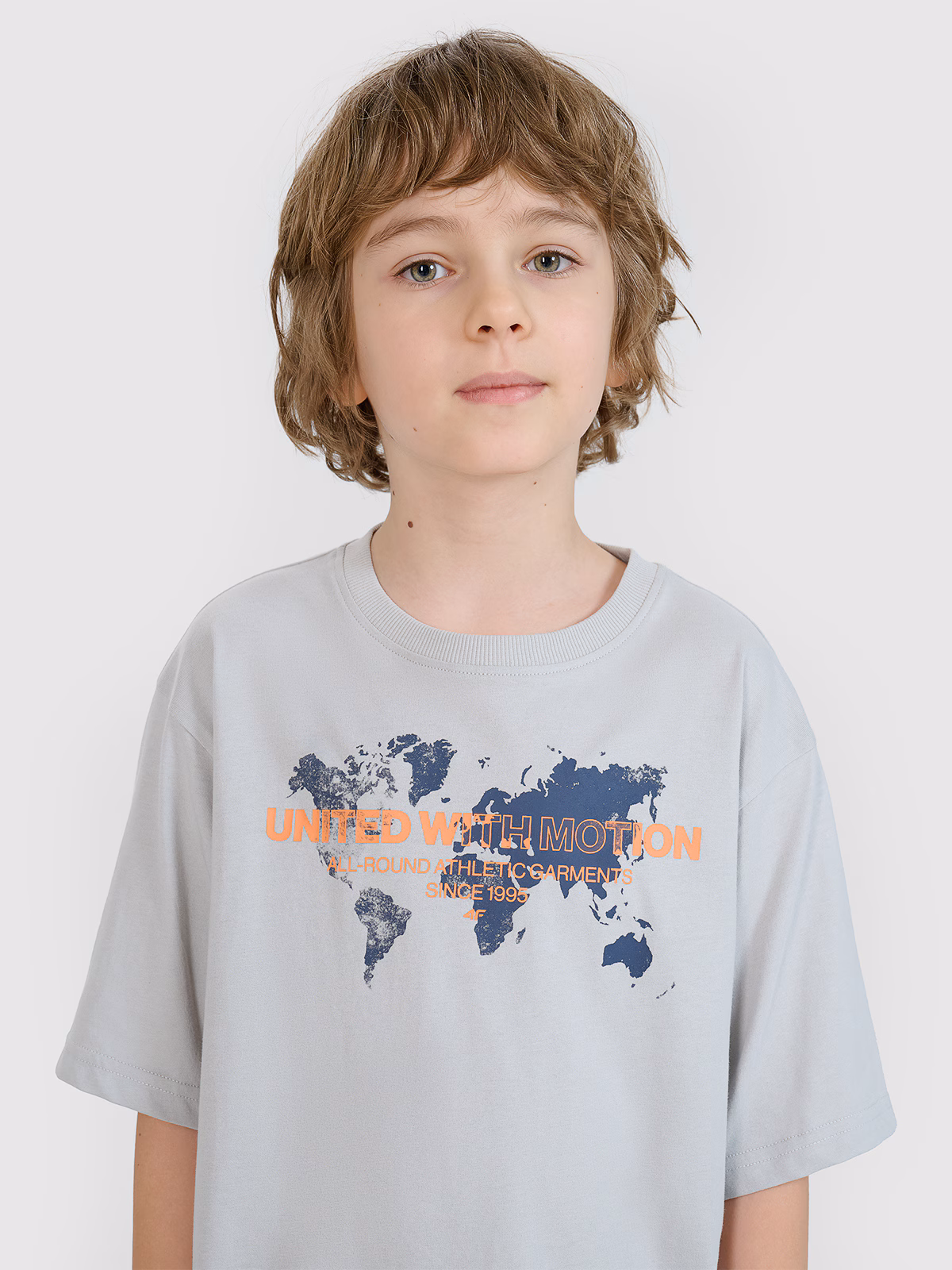 T-shirt oversize z nadrukiem chłopięcy - szary