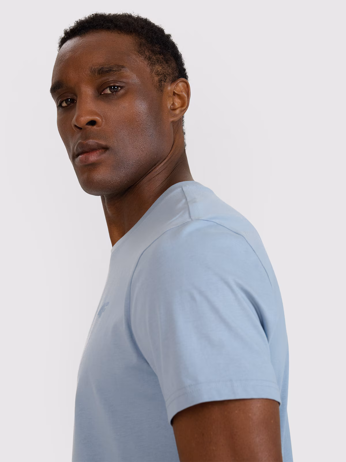 T-shirt regular gładki męski - beżowy