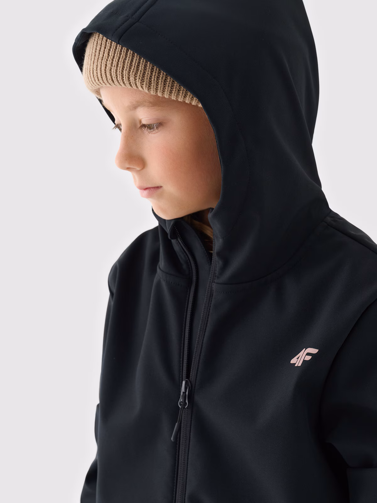 Kurtka snowboardowa softshell wiatroodporna membrana NeoDry 5000 chłopięca - czarna