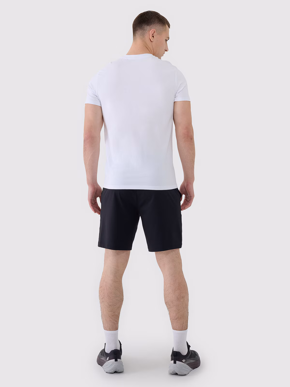 Spodenki treningowe regular szybkoschnące męskie - czarne