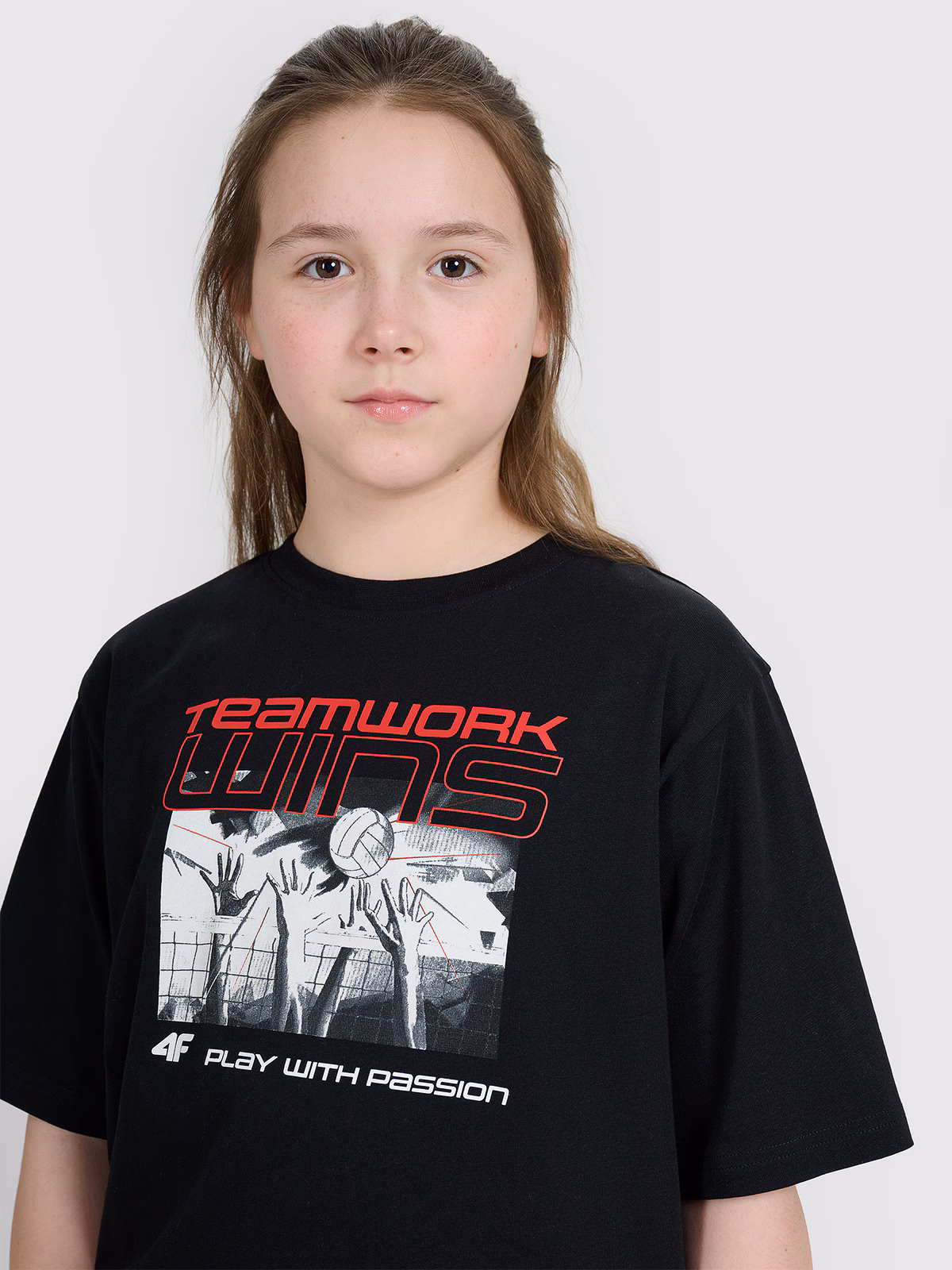 T-shirt oversize z nadrukiem dziecięcy - czarny