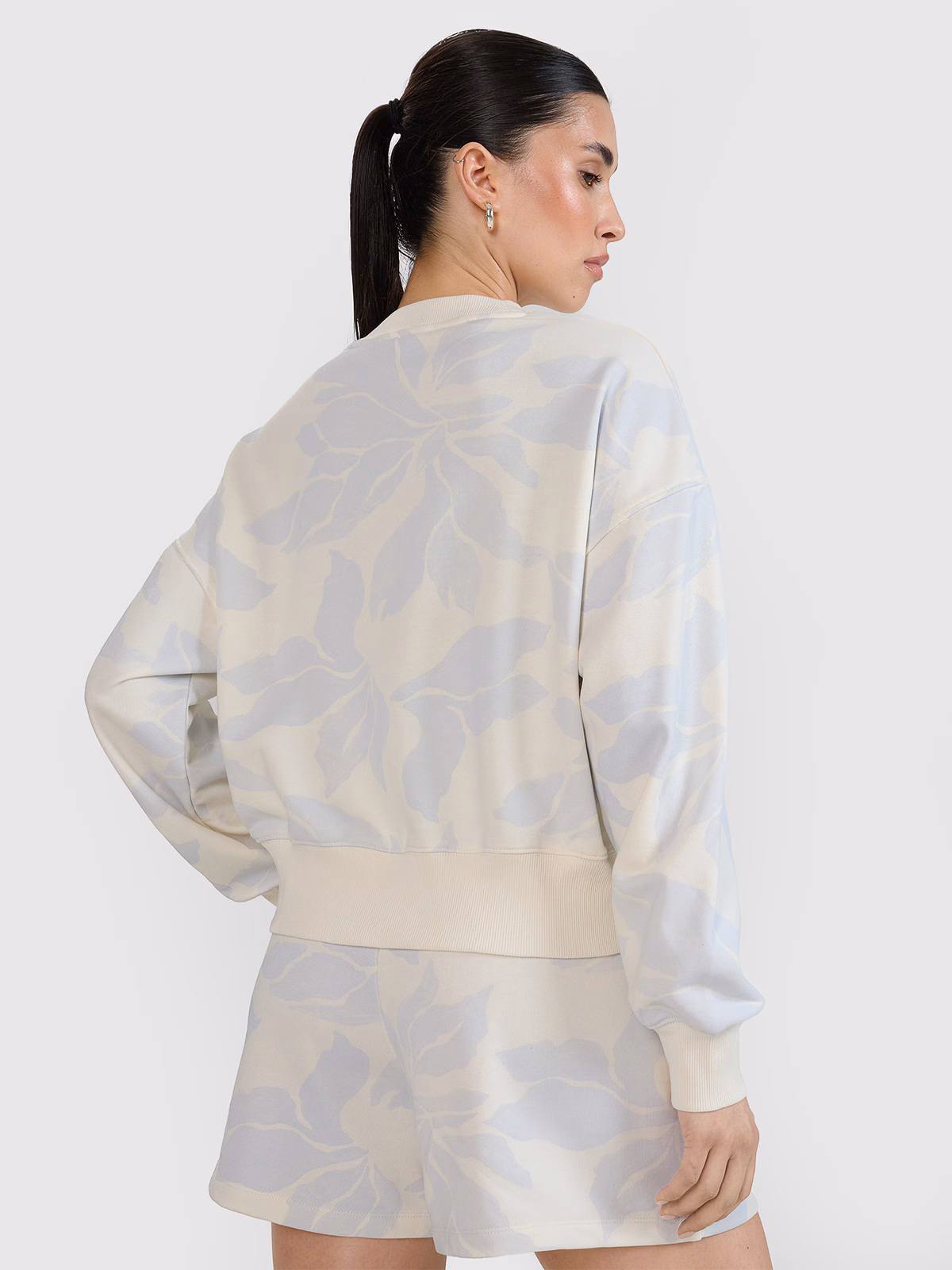 Bluza dresowa nierozpinana bez kaptura damska - multikolor