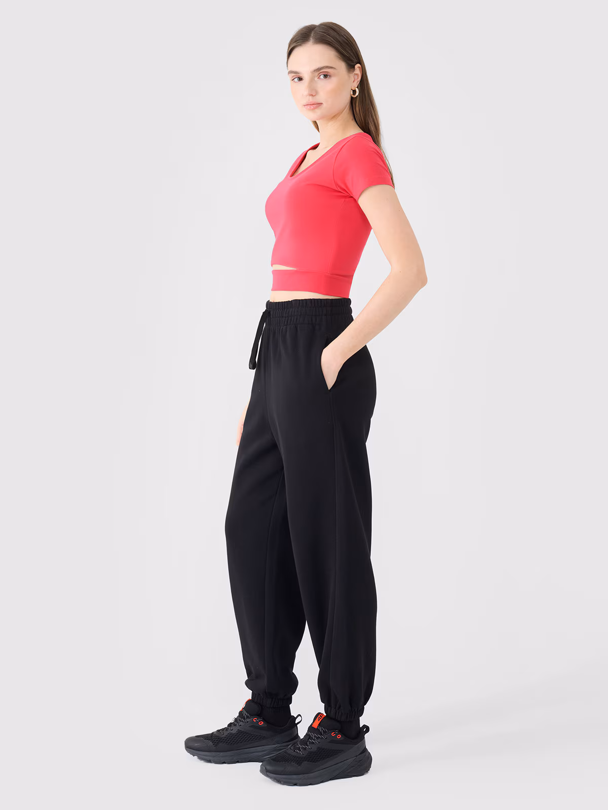 Spodnie dresowe joggery damskie - białe