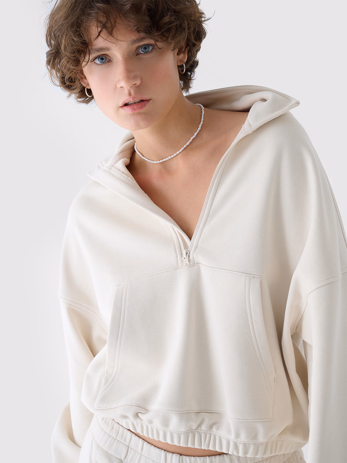 Bluza dresowa bez kaptura damska - beżowa