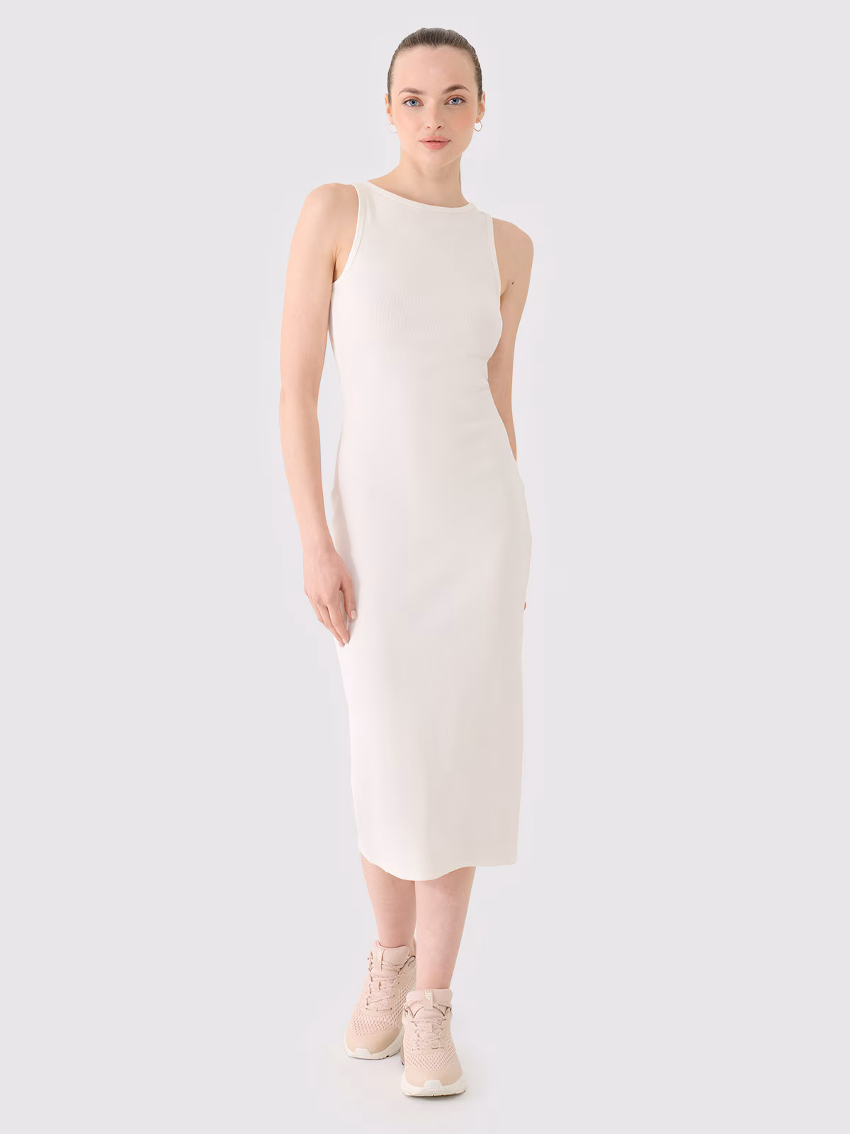 Sukienka z prążkowanej dzianiny damska - biała