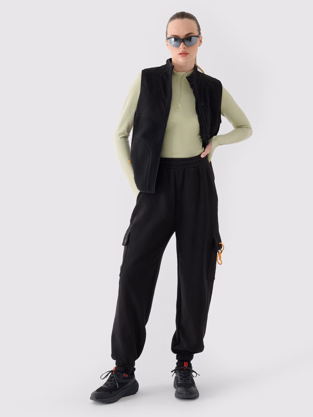 Spodnie dresowe joggery damskie - czarne