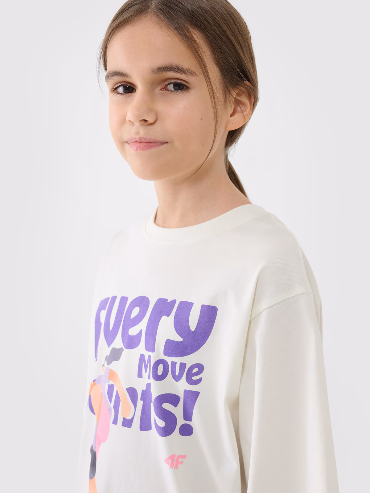 T-shirt oversize z nadrukiem dziewczęcy - różowy