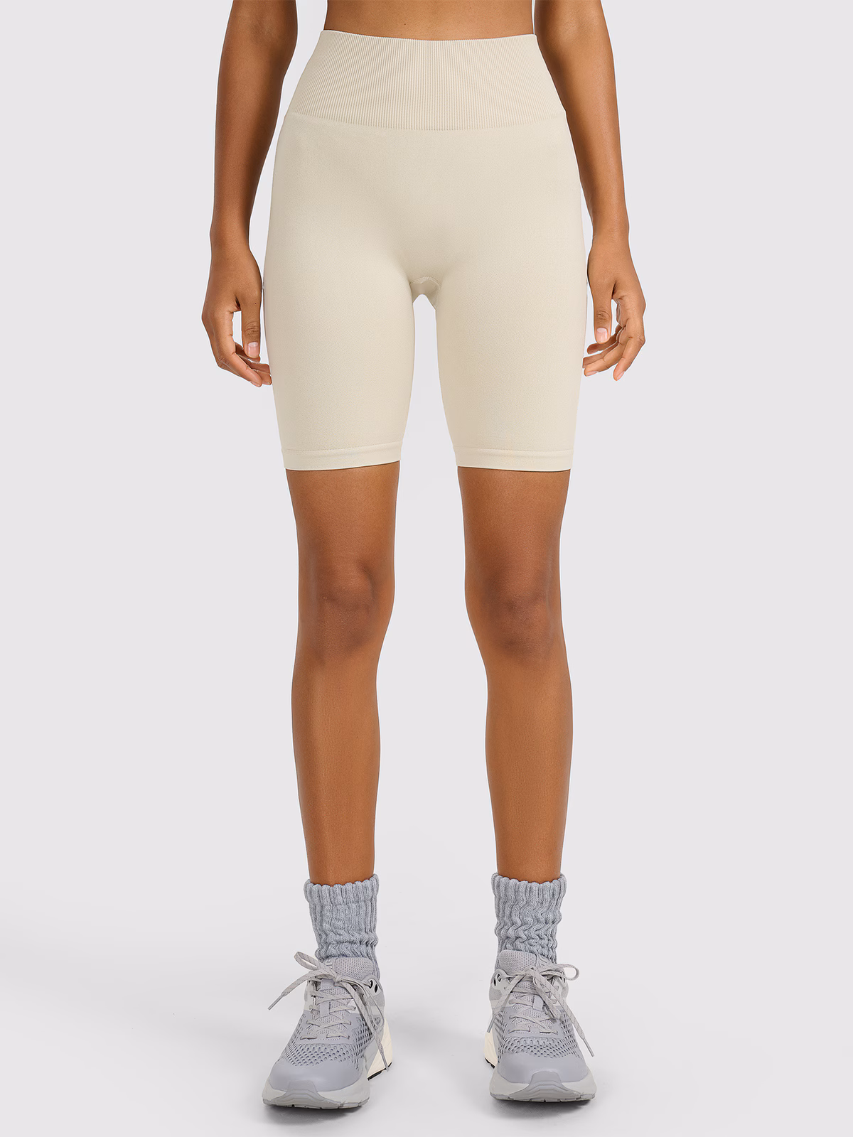 Legginsy kolarki treningowe bezszwowe damskie - beżowe