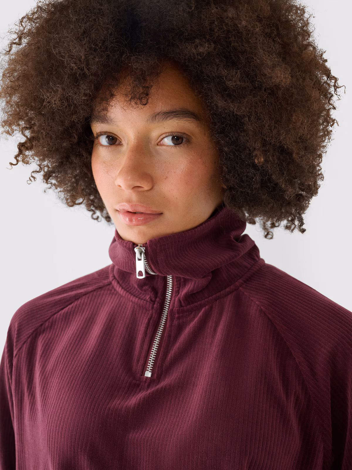 Bluza dresowa z weluru nierozpinana bez kaptura damska - czerwona