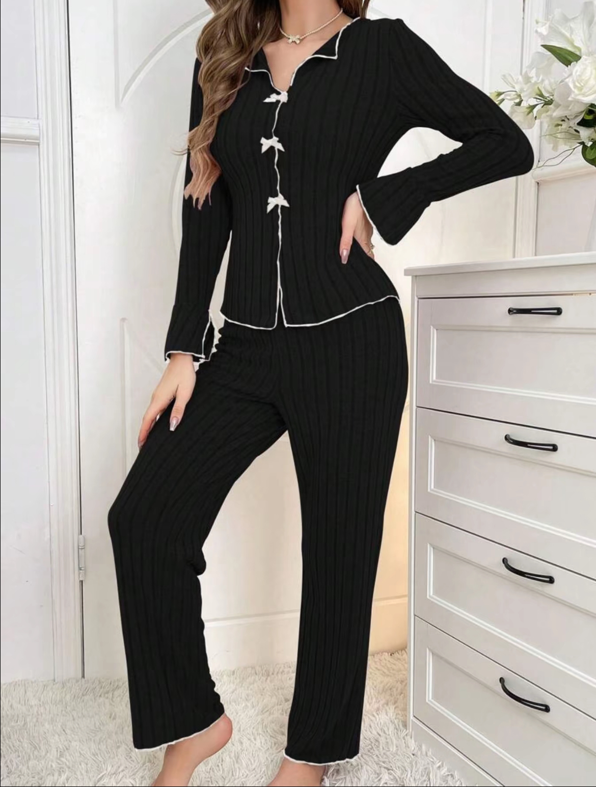 Women's Solid Lettuce Trim Top & Pants Loungewear Two-Piece Set, Casual Comfy Long Sleeve V Neck Top & Trousers PJ Set, Ladies Sleepwear for All Seasons