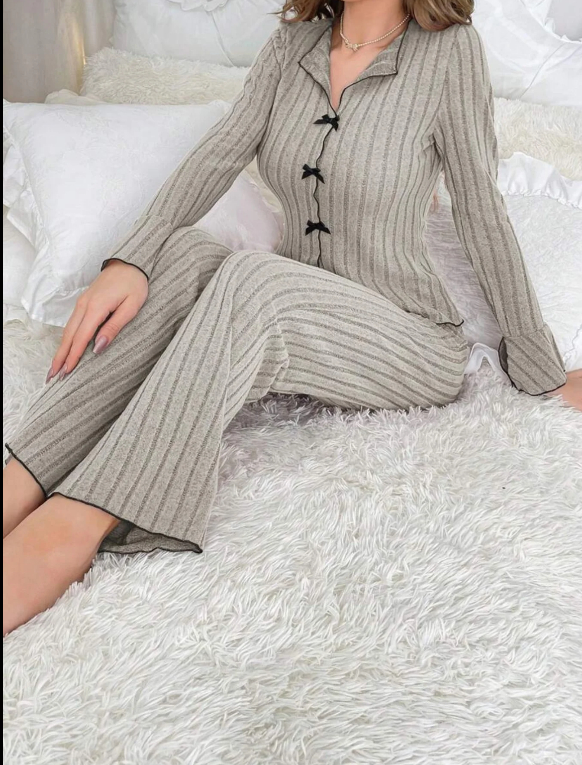 Women's Solid Lettuce Trim Top & Pants Loungewear Two-Piece Set, Casual Comfy Long Sleeve V Neck Top & Trousers PJ Set, Ladies Sleepwear for All Seasons