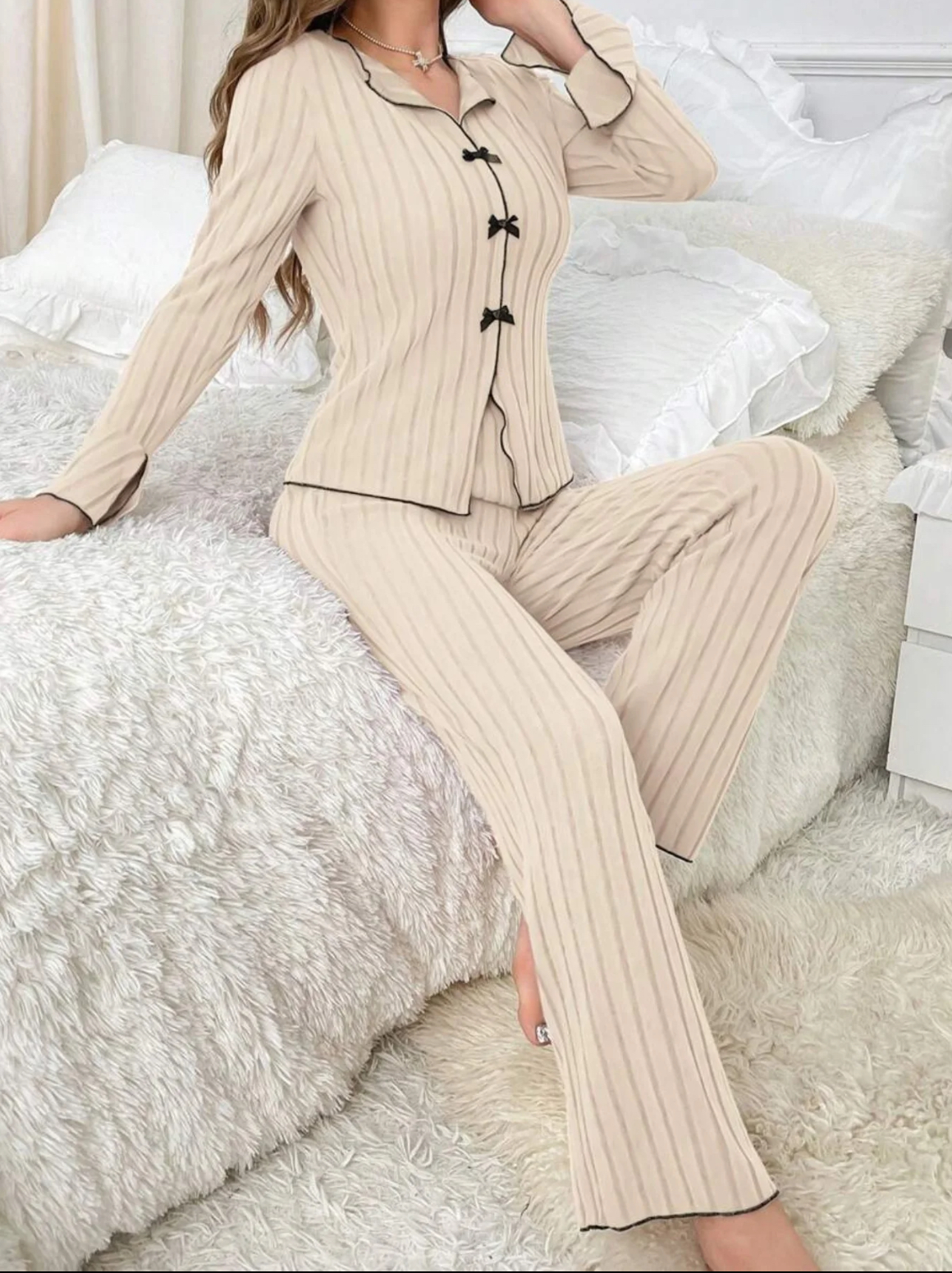 Women's Solid Lettuce Trim Top & Pants Loungewear Two-Piece Set, Casual Comfy Long Sleeve V Neck Top & Trousers PJ Set, Ladies Sleepwear for All Seasons