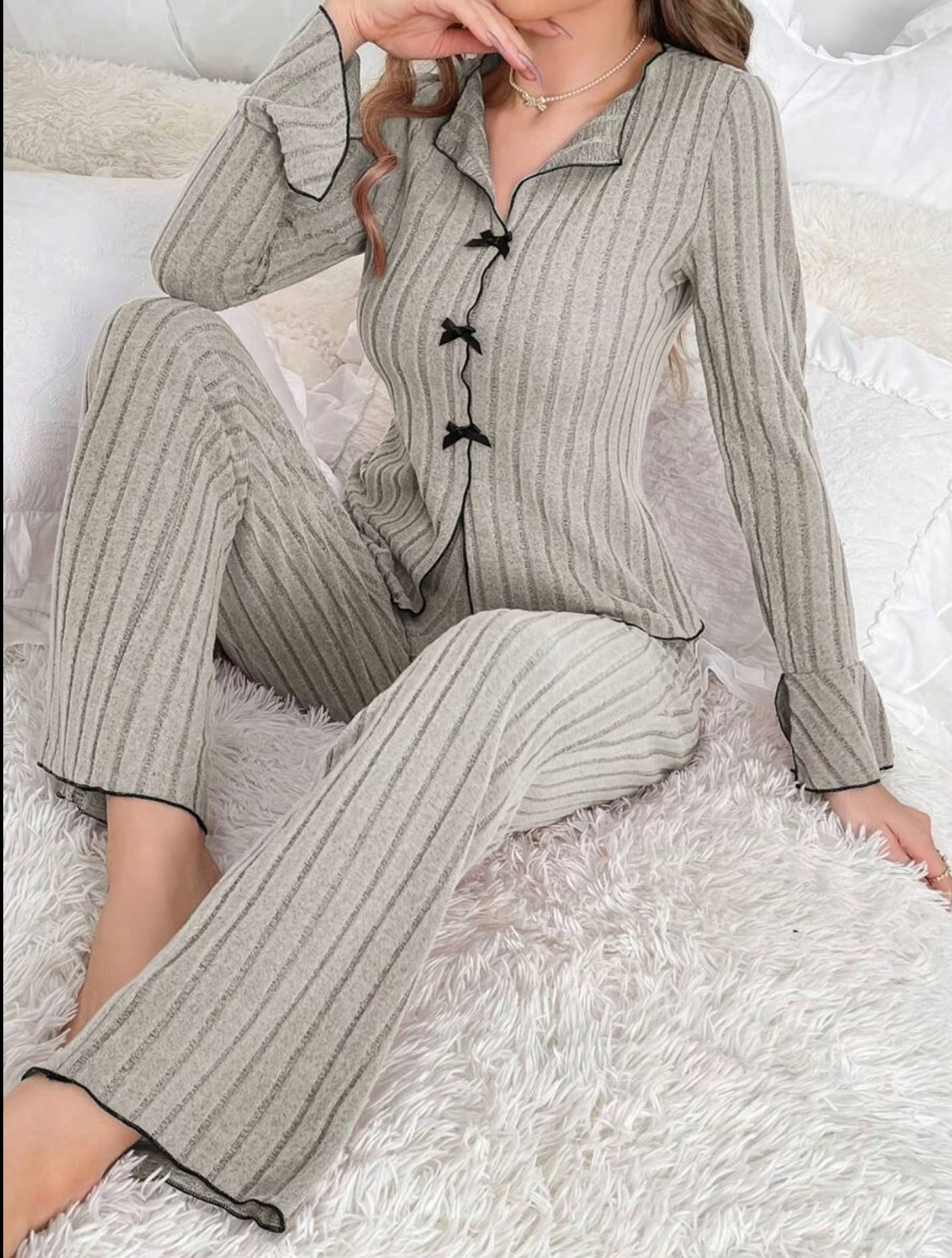 Women's Solid Lettuce Trim Top & Pants Loungewear Two-Piece Set, Casual Comfy Long Sleeve V Neck Top & Trousers PJ Set, Ladies Sleepwear for All Seasons