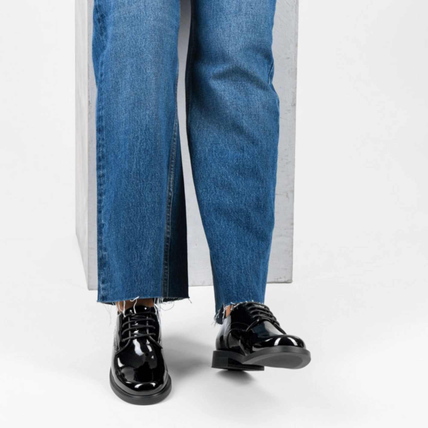 Derbies NOIR Femme motif Vernis Lacets                                                                                                     PHILOV