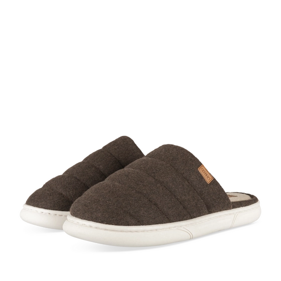 Chaussons Marron Homme motif Uni A enfiler                                                                                                     DIM