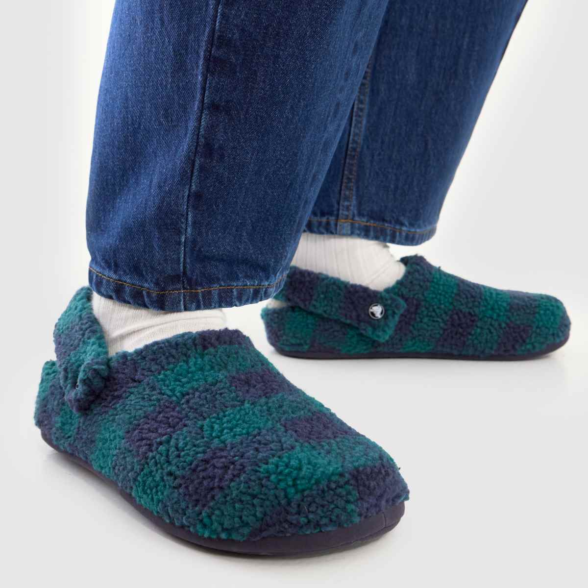 Crocs  Classic Cozzzy in Navy Multi Crocs  Classic Cozzzy in Navy Multi